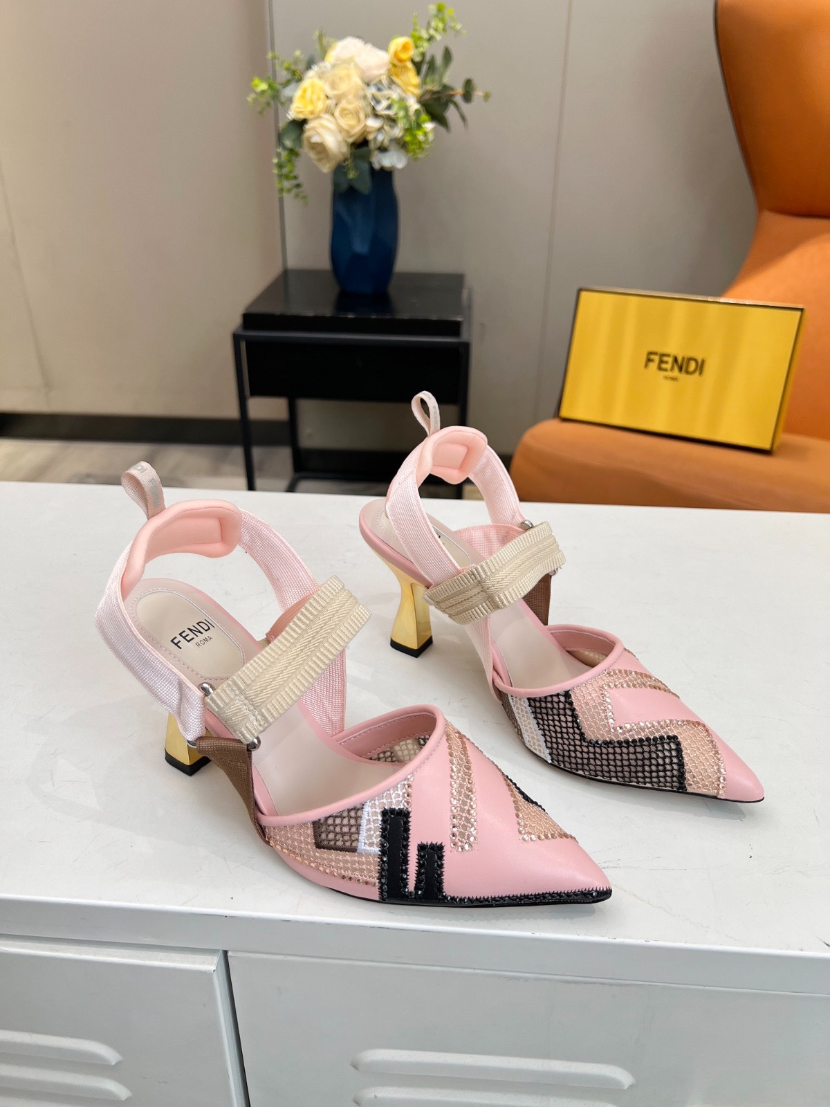 036 30123104 SIZE 35-42