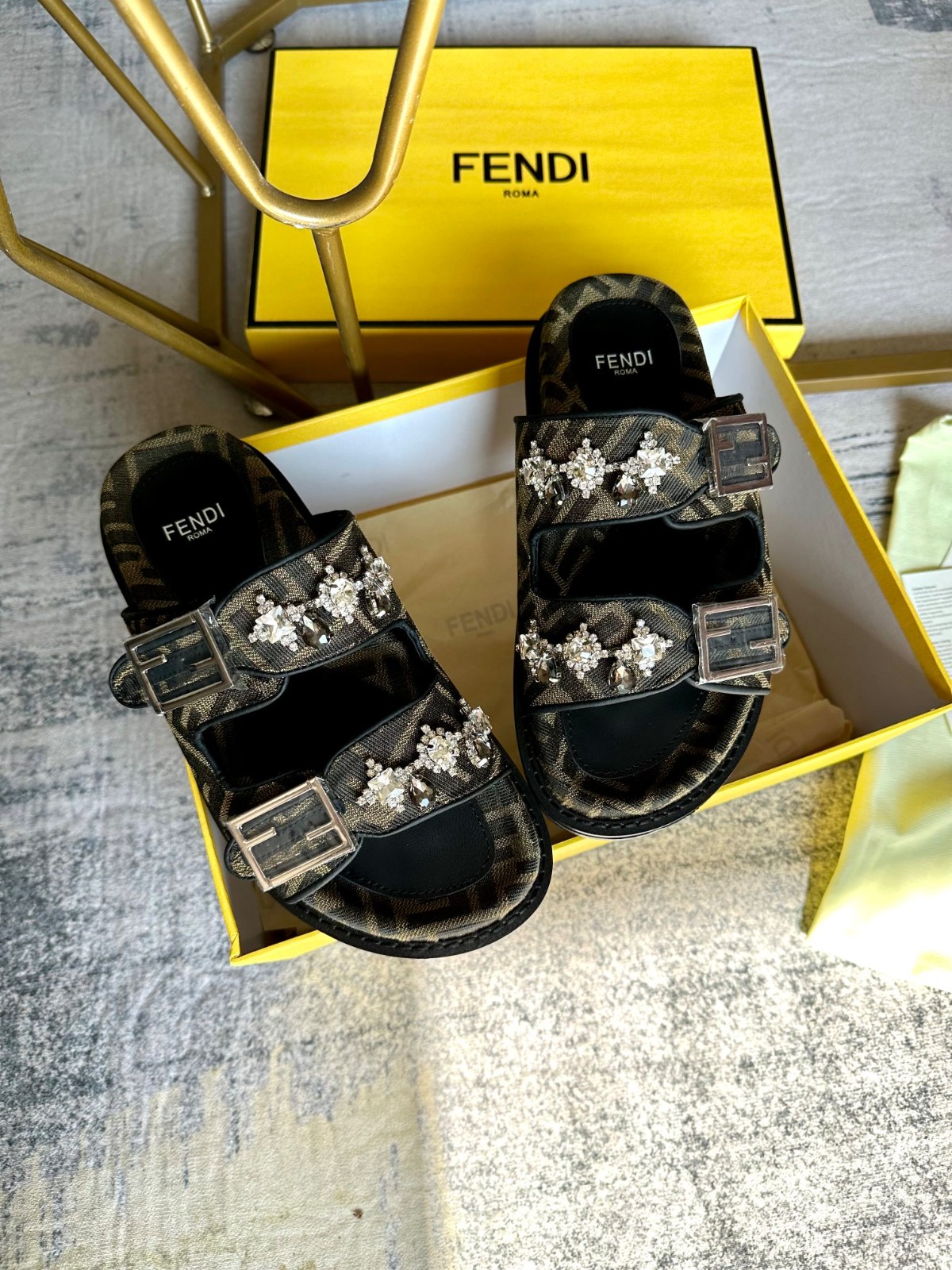 002 26123095 SIZE 35-45
