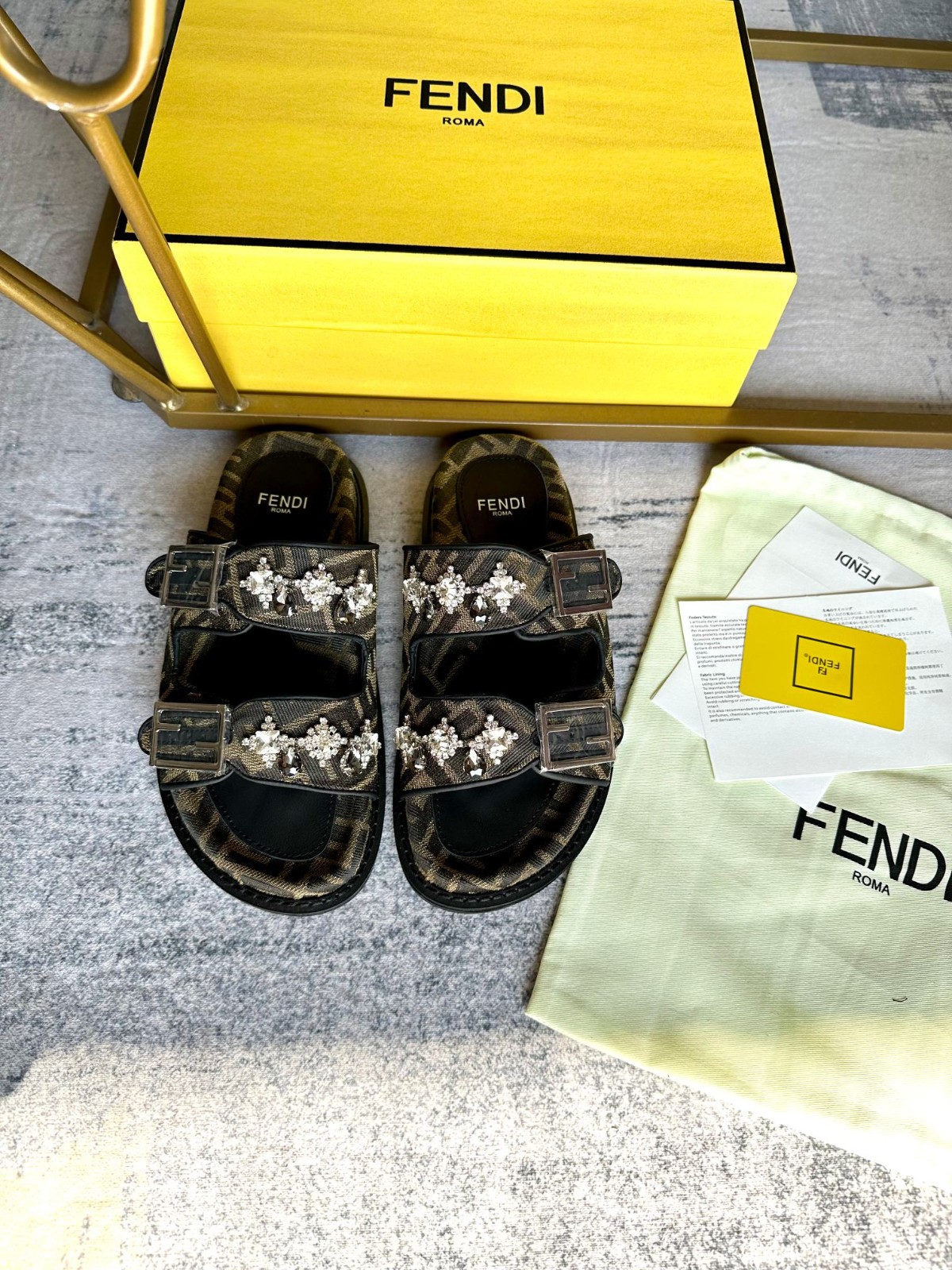 002 26123095 SIZE 35-45