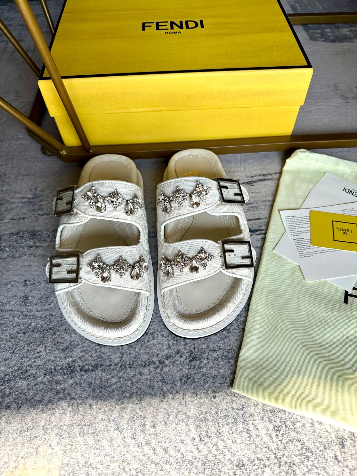 001 26123095 SIZE 35-45