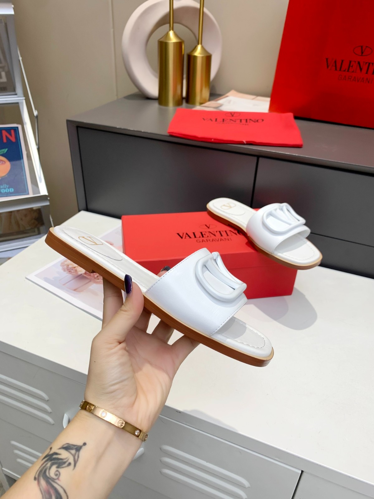 116 006#016-Valentino-shoes-Yupoo-2021SS