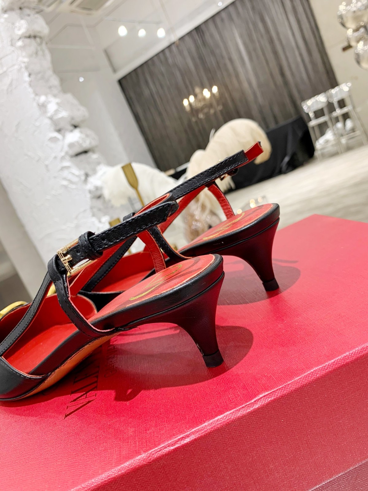 094 252#016-Valentino-shoes-dyoomall-2021SS