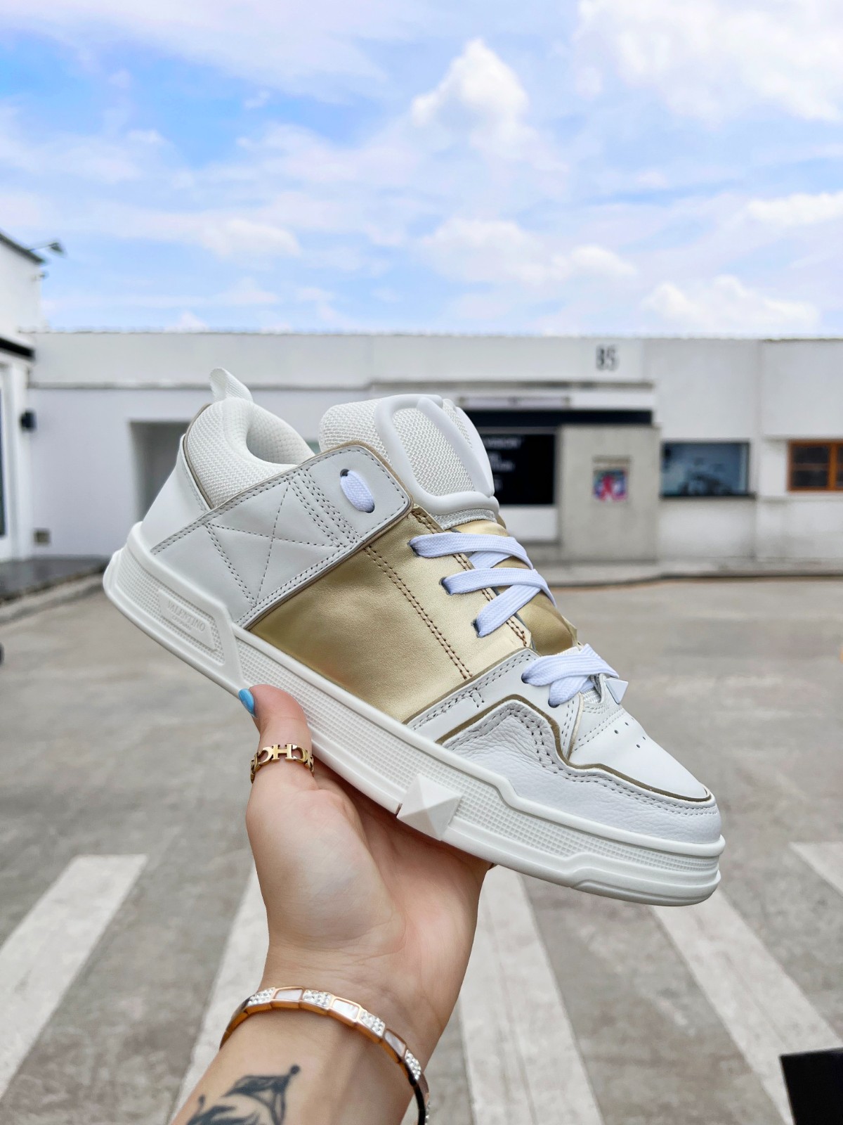 085 022#016-Valentino-shoes-01-2022SS