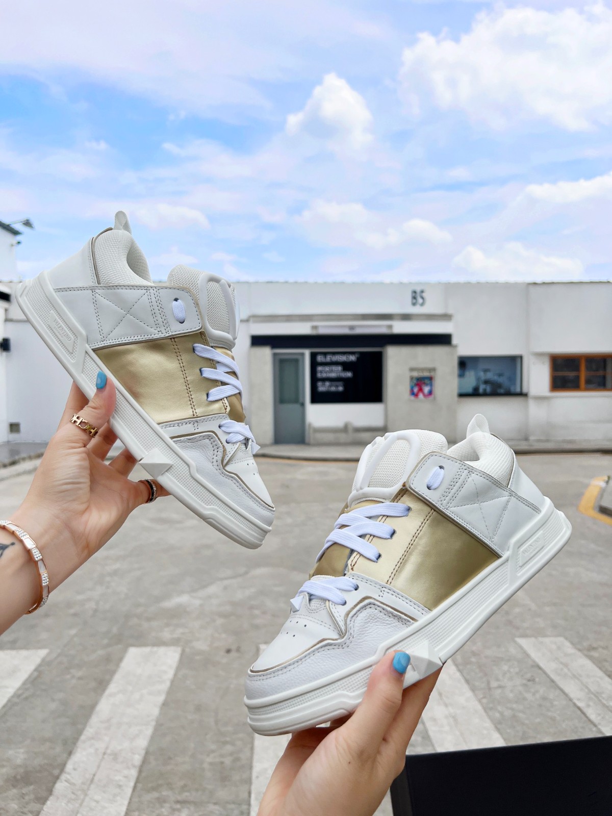 085 022#016-Valentino-shoes-01-2022SS