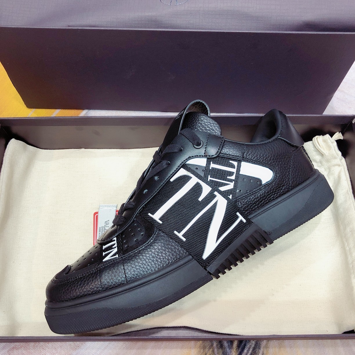 082 232#016-Valentino-shoes-dyoomall-2021SS