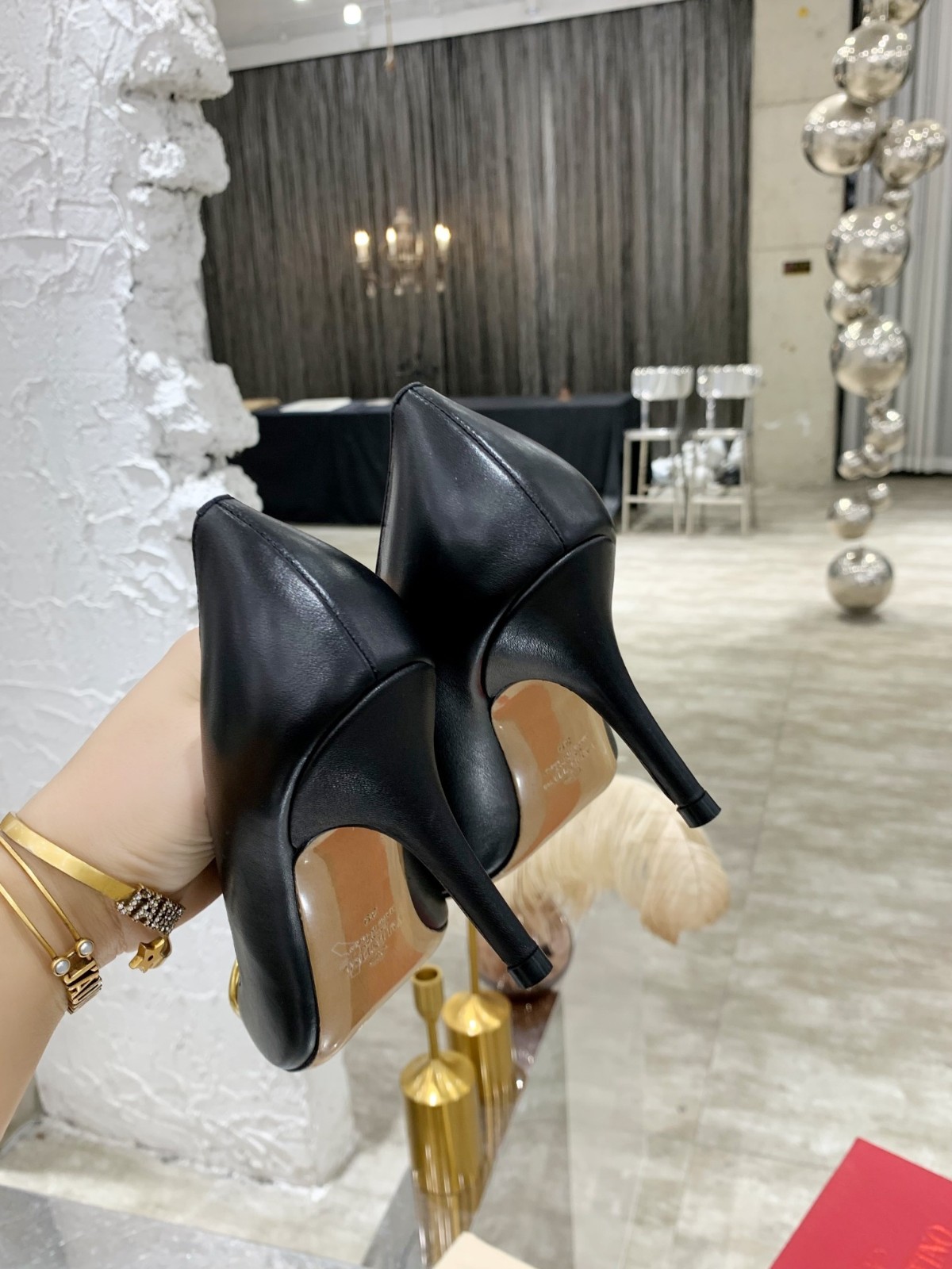056 046#016-Valentino-shoes-dyoomall-2021SS