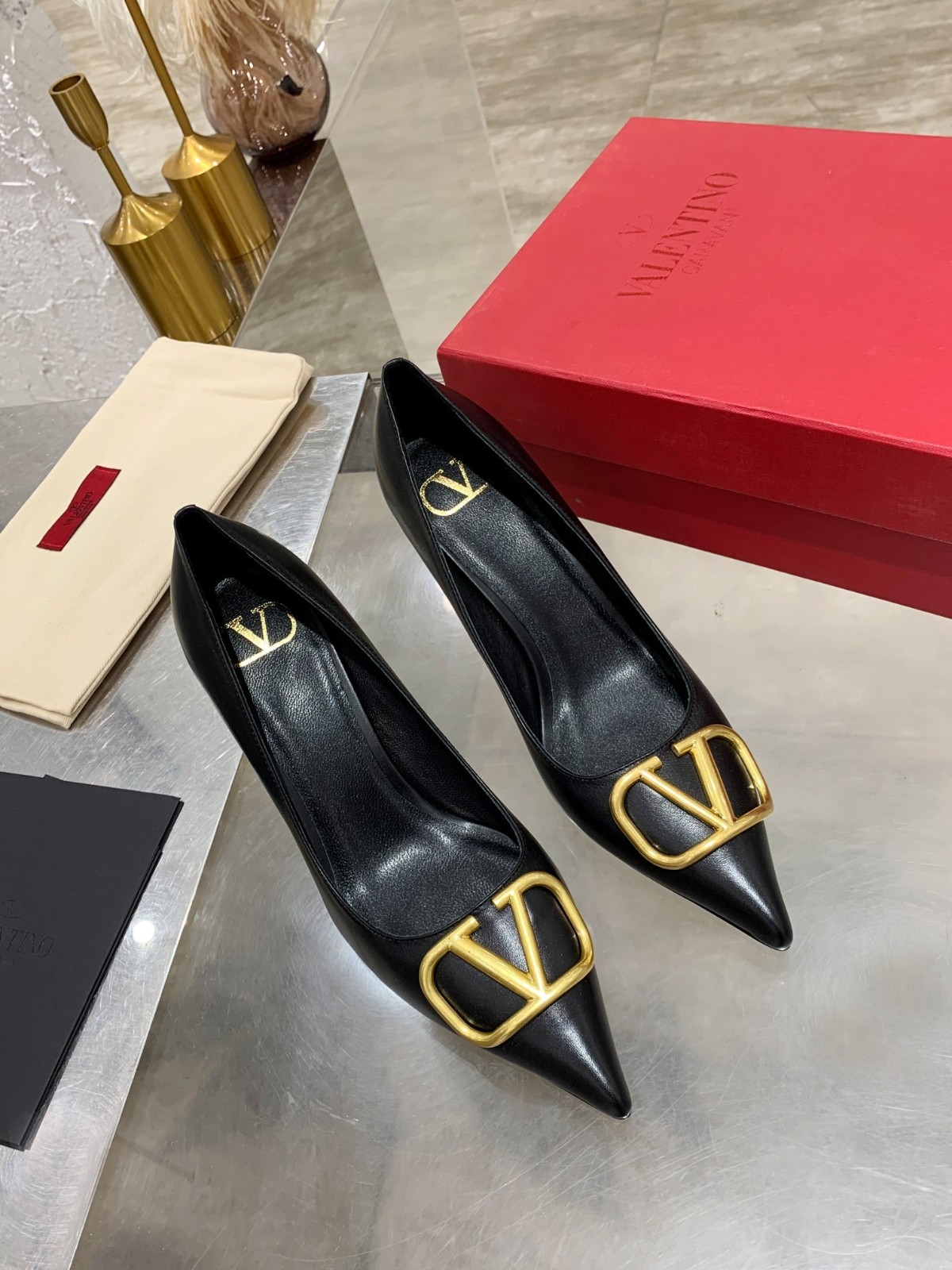 056 046#016-Valentino-shoes-dyoomall-2021SS
