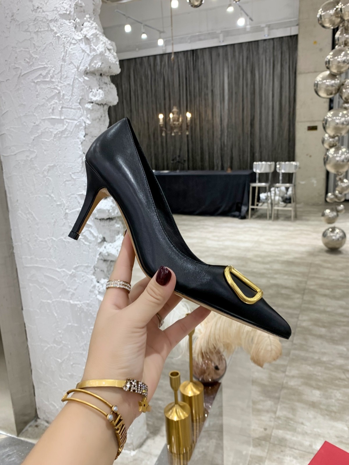 056 046#016-Valentino-shoes-dyoomall-2021SS