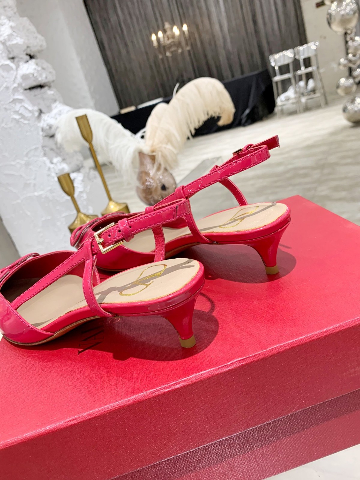 023 002#016-Valentino-shoes-dyoomall-2021SS