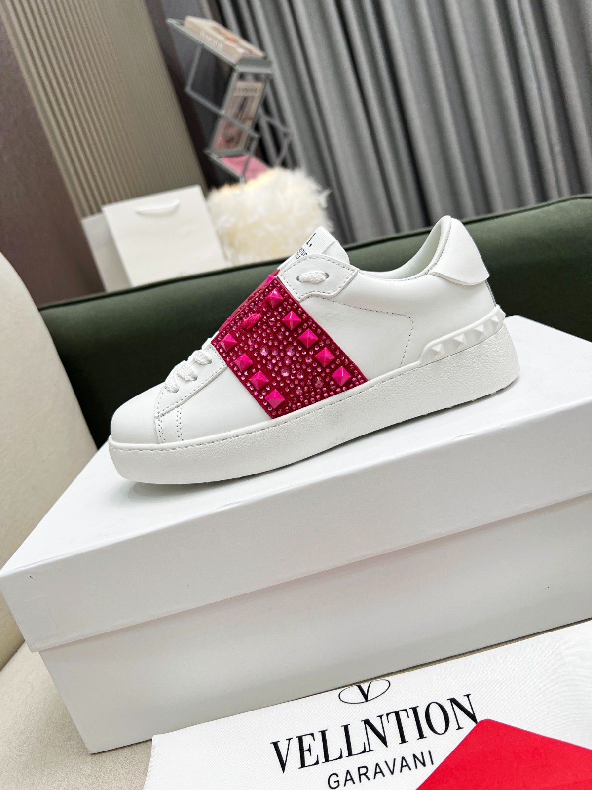 022 010#016-Valentino-shoes-2023SS