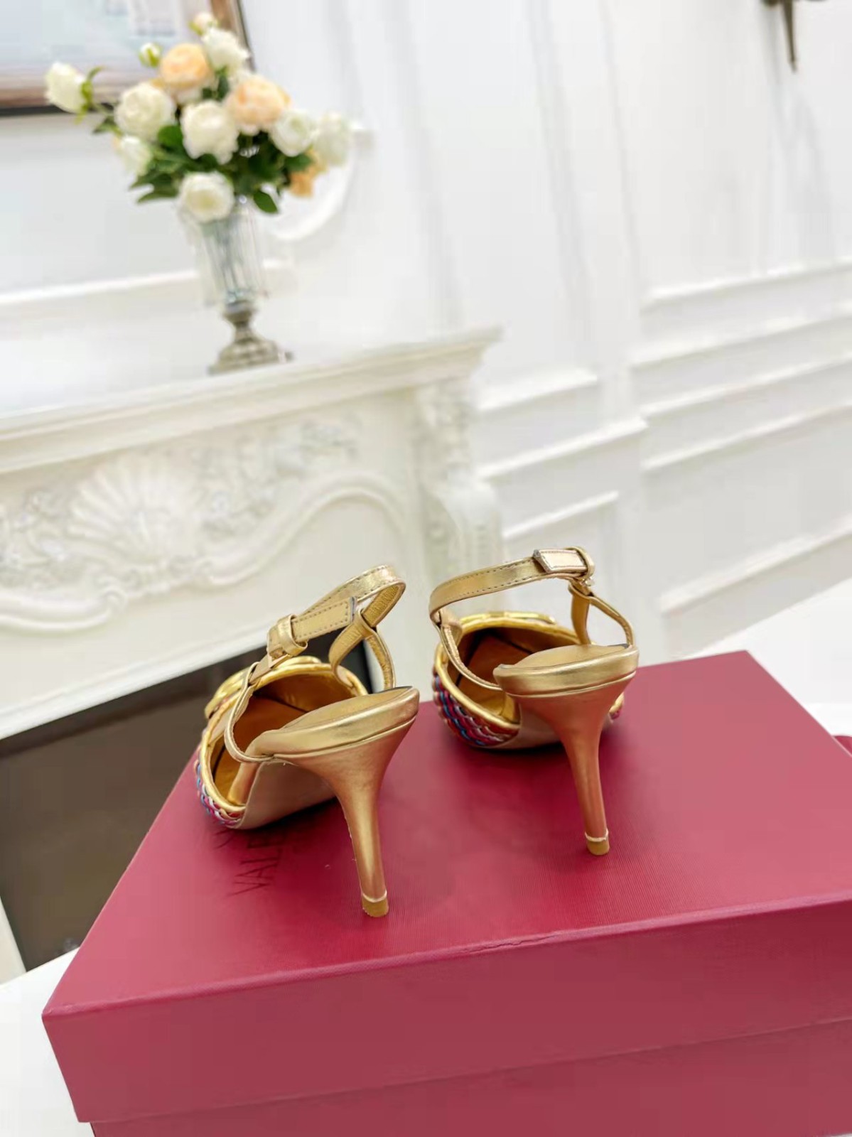 111 052#016-Valentino-shoes-02-2023SS