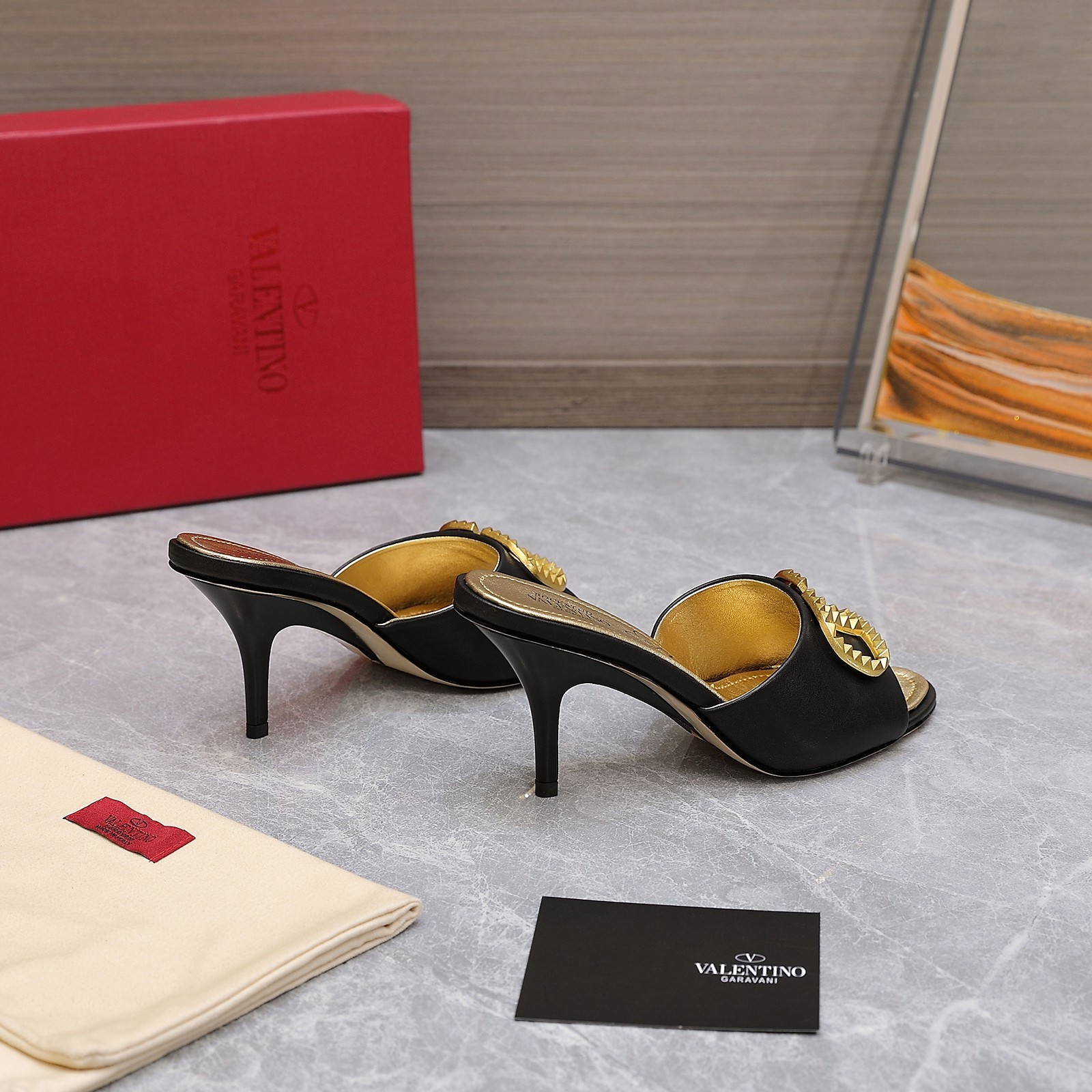 110 051#016-Valentino-shoes-02-2023SS
