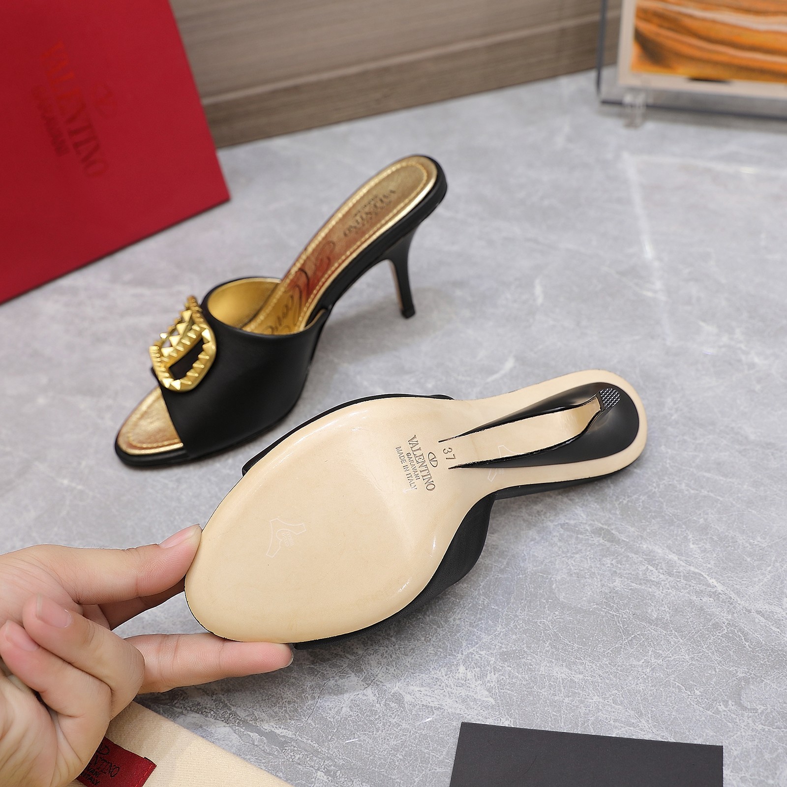 110 051#016-Valentino-shoes-02-2023SS