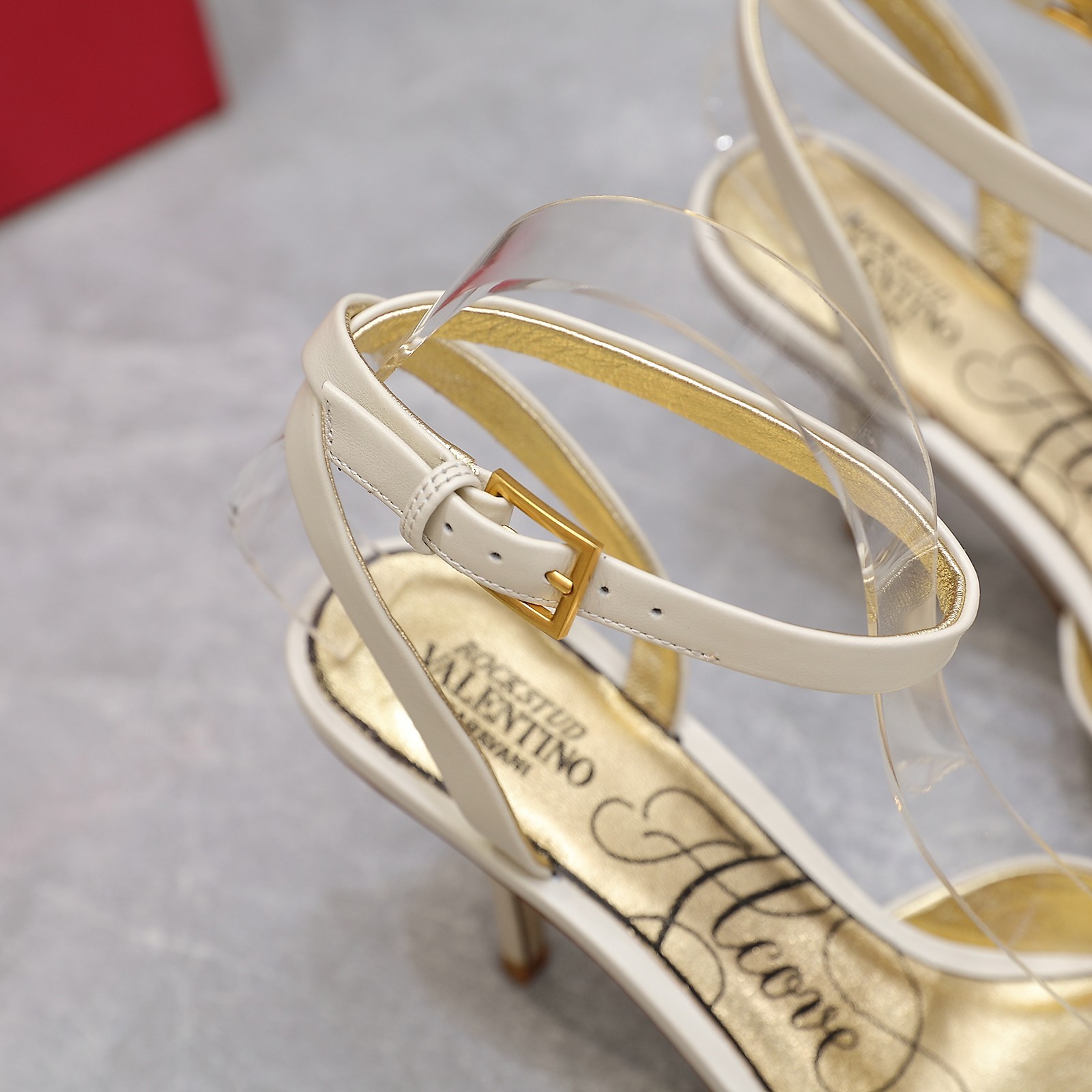 109 050#016-Valentino-shoes-02-2023SS