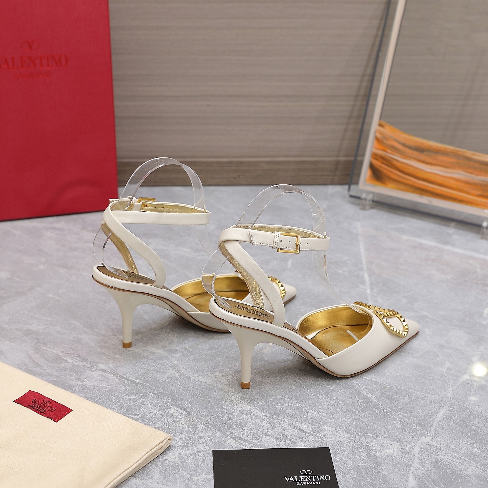 109 050#016-Valentino-shoes-02-2023SS