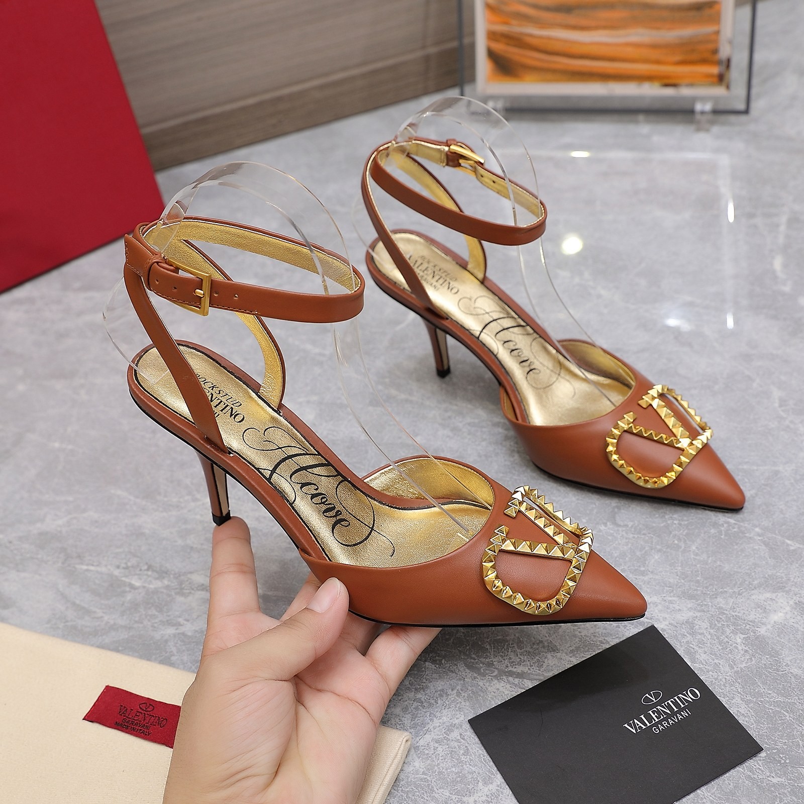 006 067#016-Valentino-shoes-02-2023SS