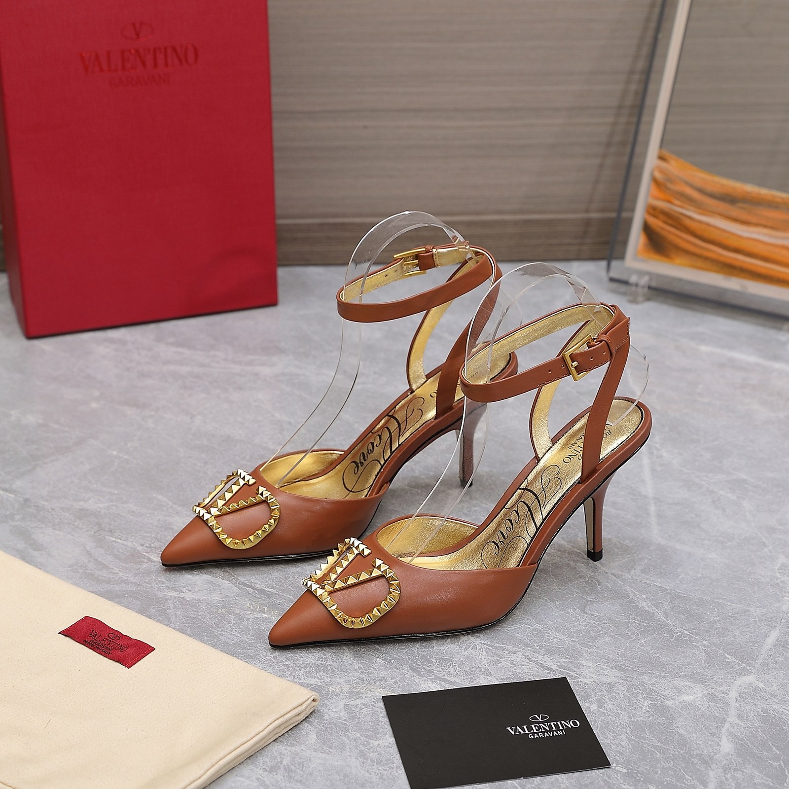 006 067#016-Valentino-shoes-02-2023SS