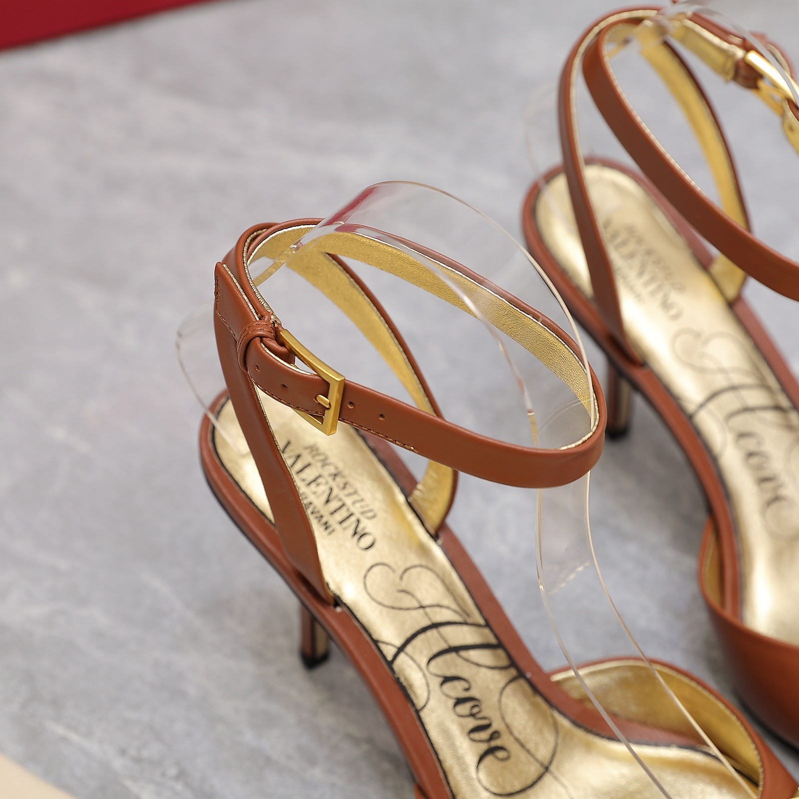 006 067#016-Valentino-shoes-02-2023SS