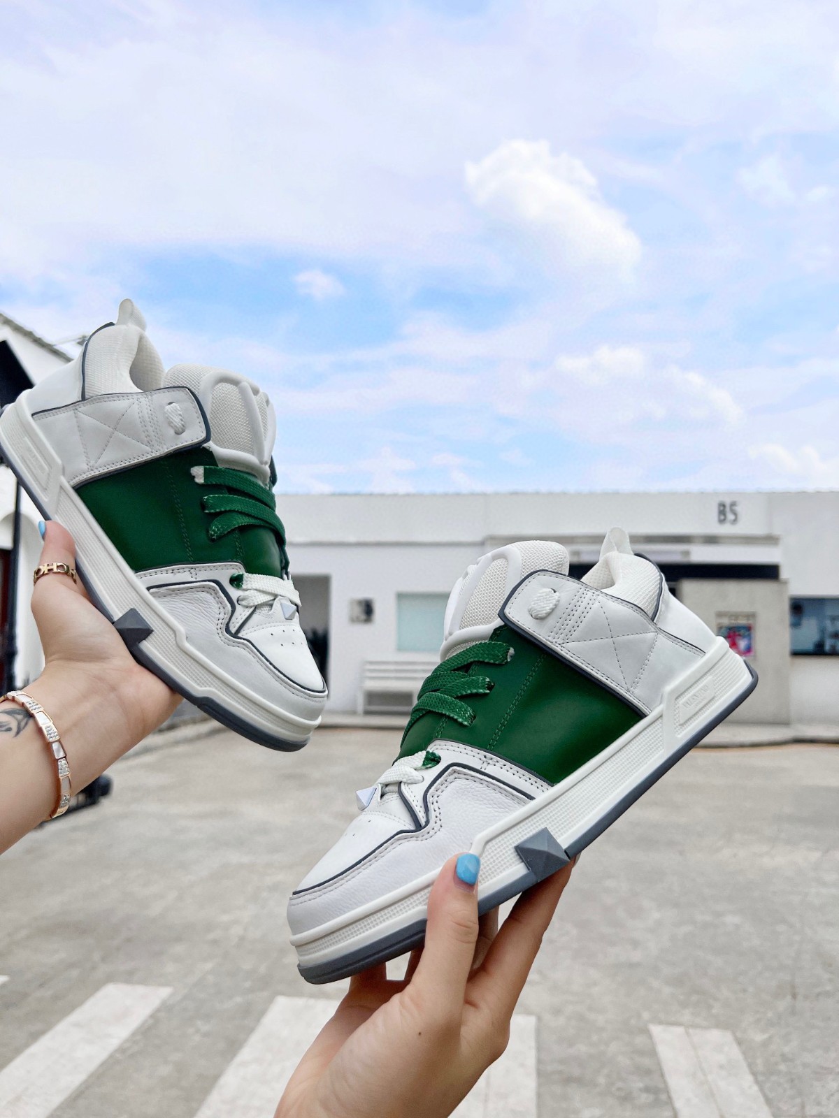 005 066#016-Valentino-shoes-02-2023SS