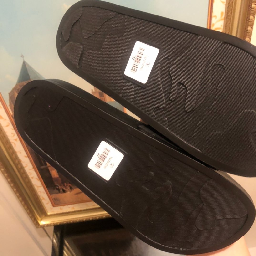 004 015#016-Valentino-shoes-Yupoo-2021SS