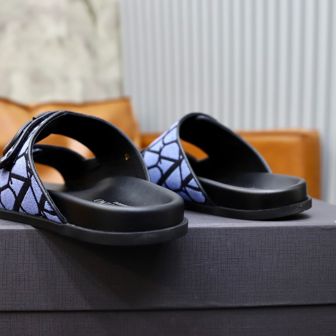 002 063#016-Valentino-shoes-02-2023SS