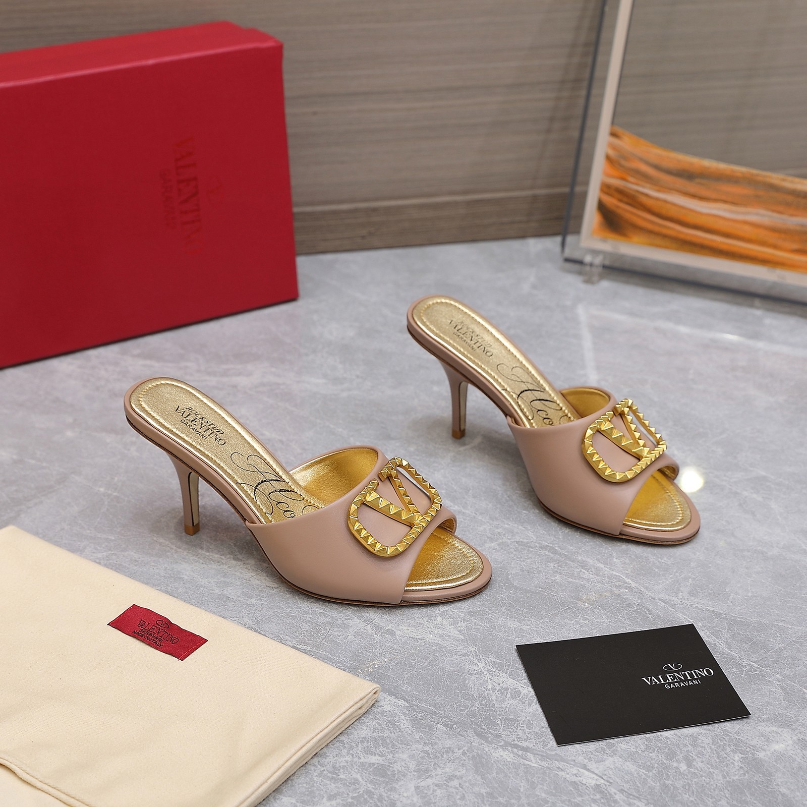 101 042#016-Valentino-shoes-02-2023SS