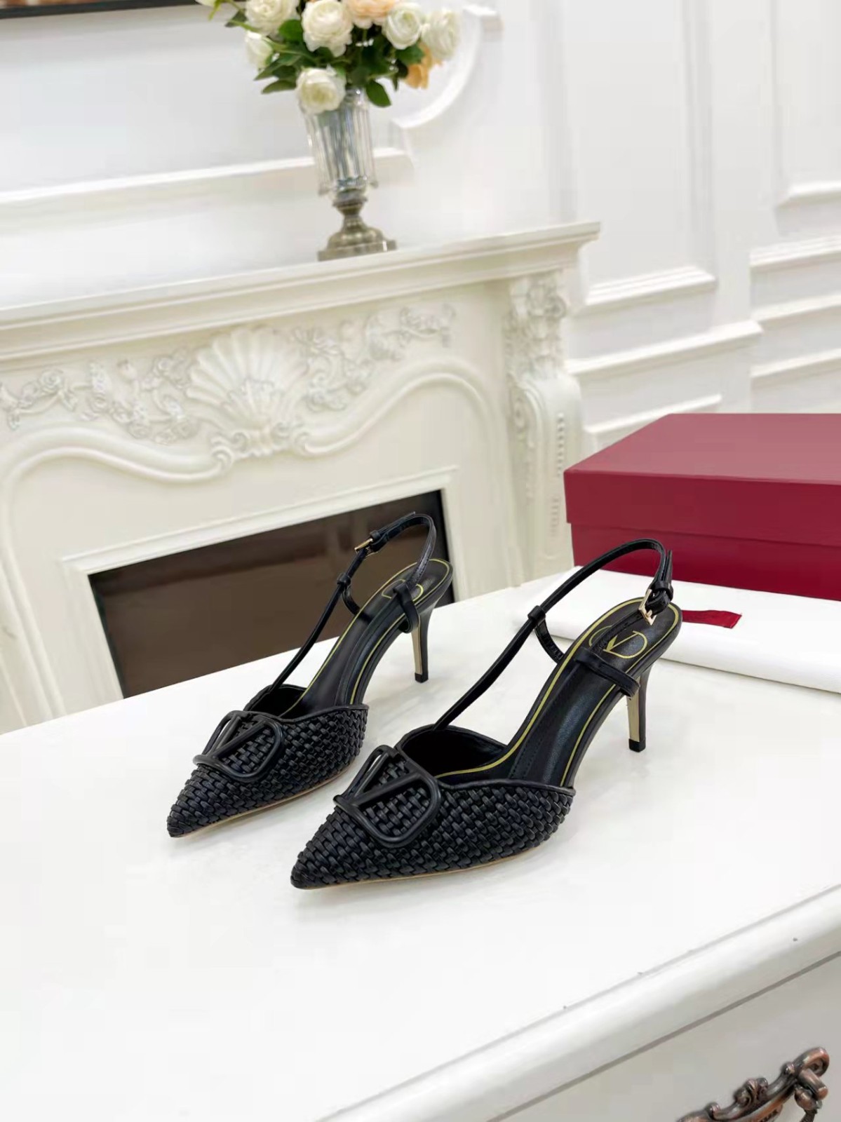 099 040#016-Valentino-shoes-02-2023SS