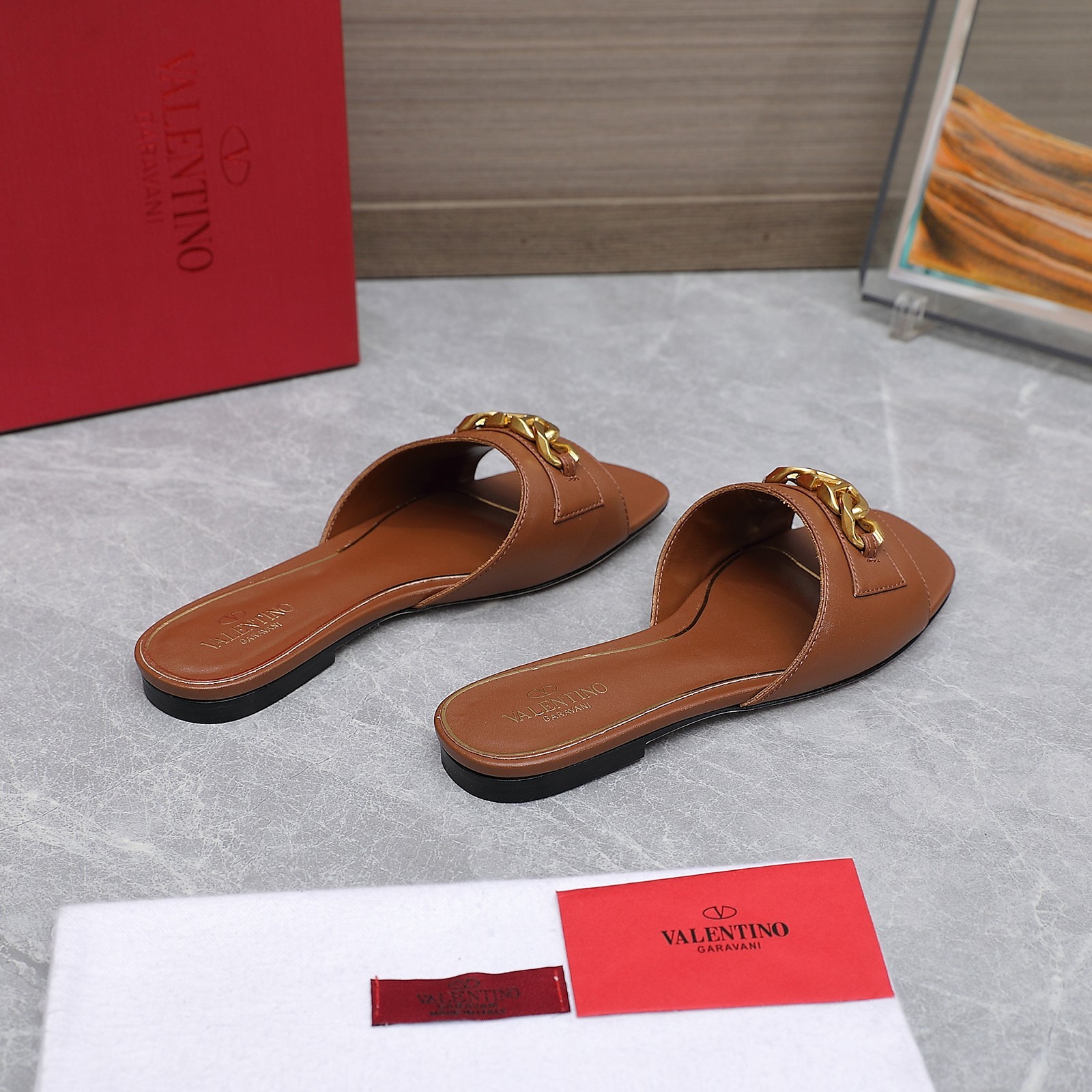 091 032#016-Valentino-shoes-02-2023SS