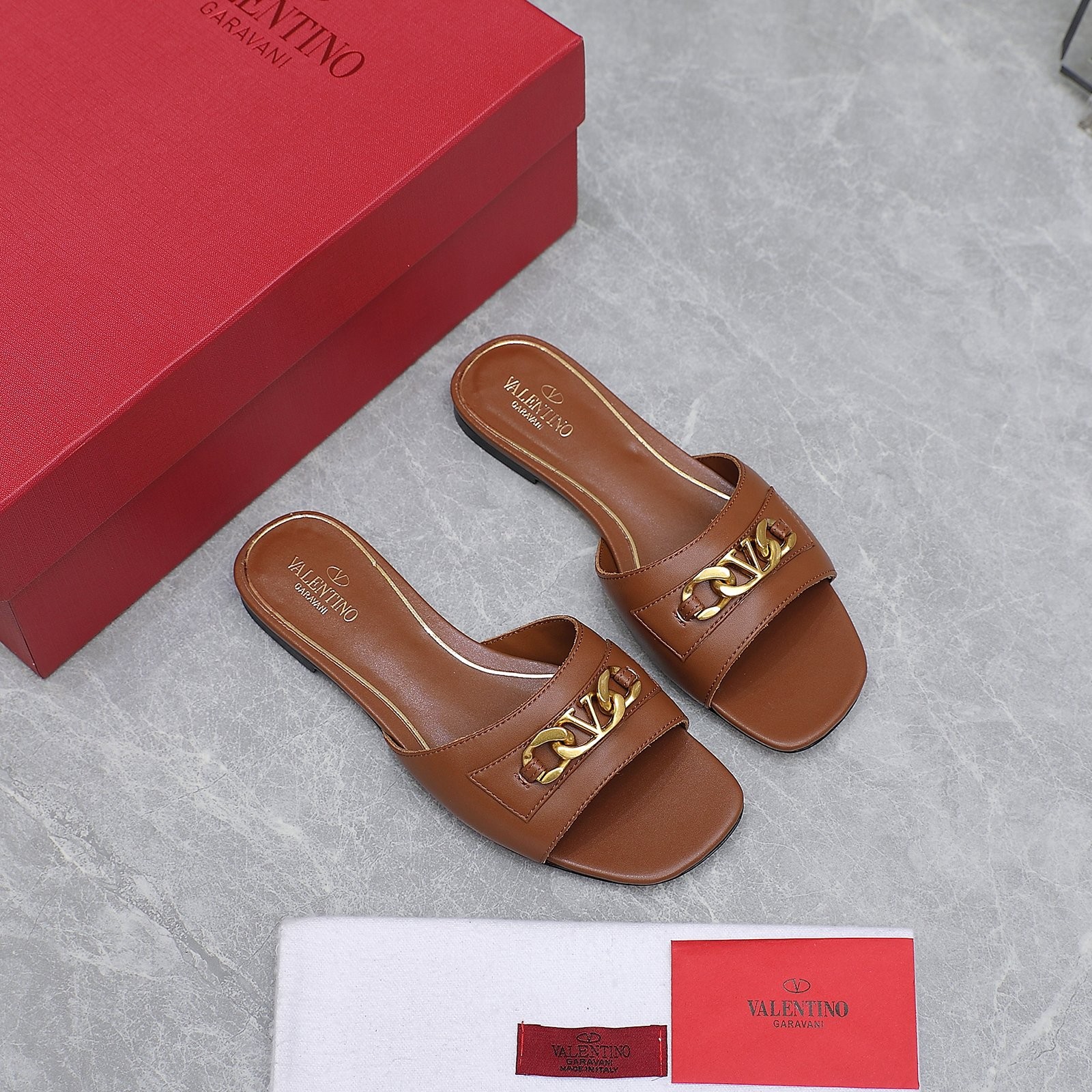 091 032#016-Valentino-shoes-02-2023SS