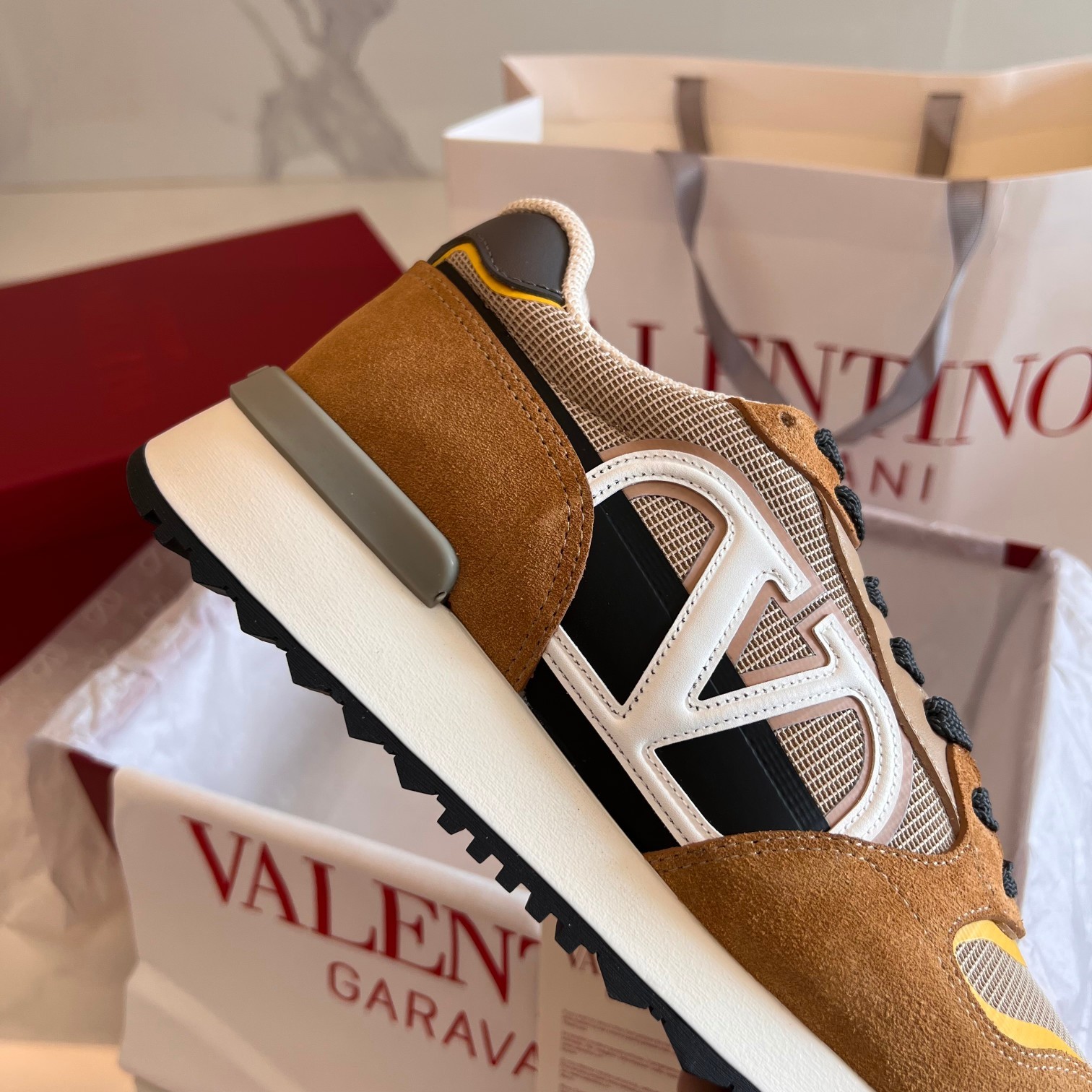 087 028#016-Valentino-shoes-02-2023SS
