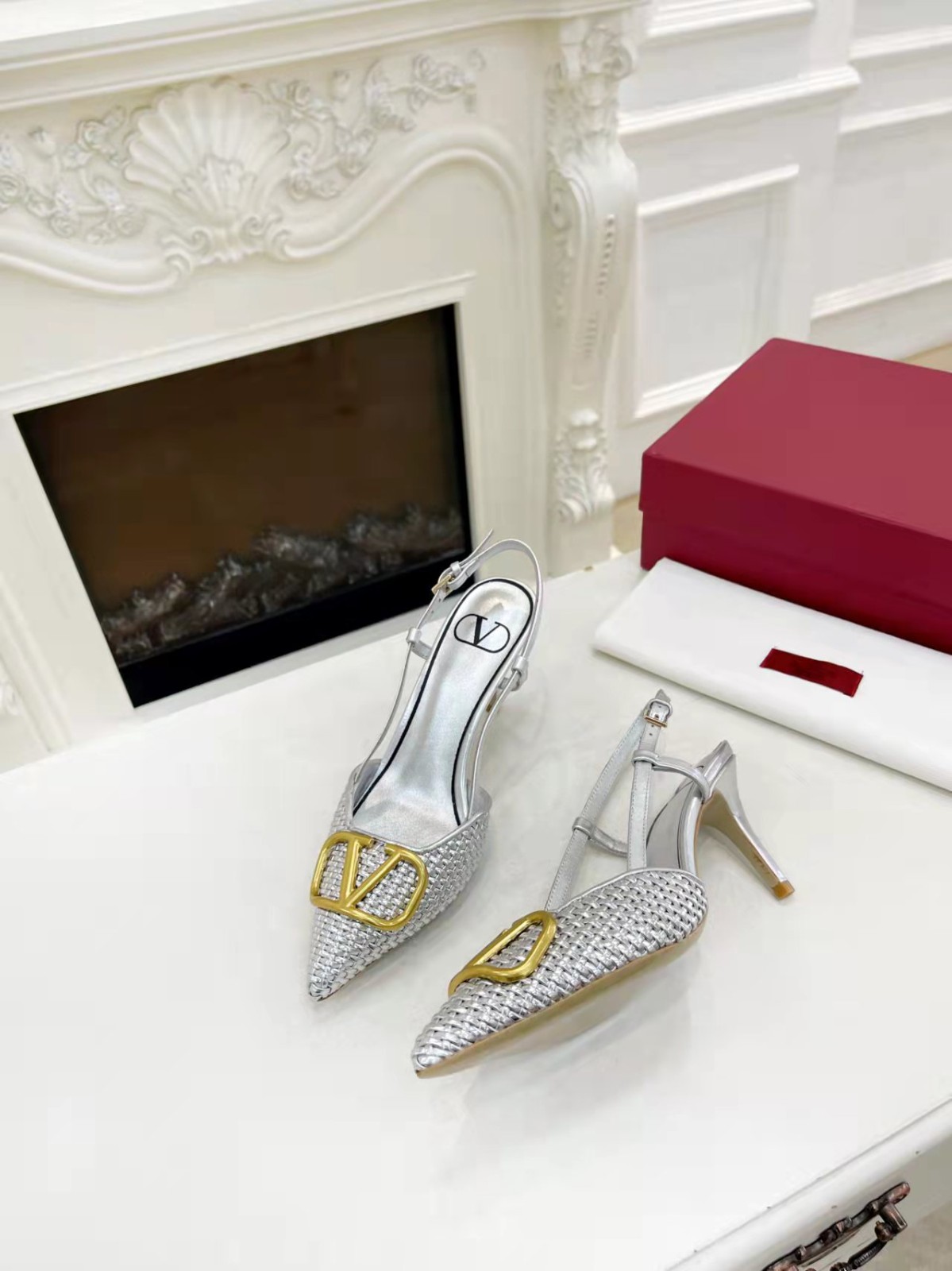 082 023#016-Valentino-shoes-02-2023SS