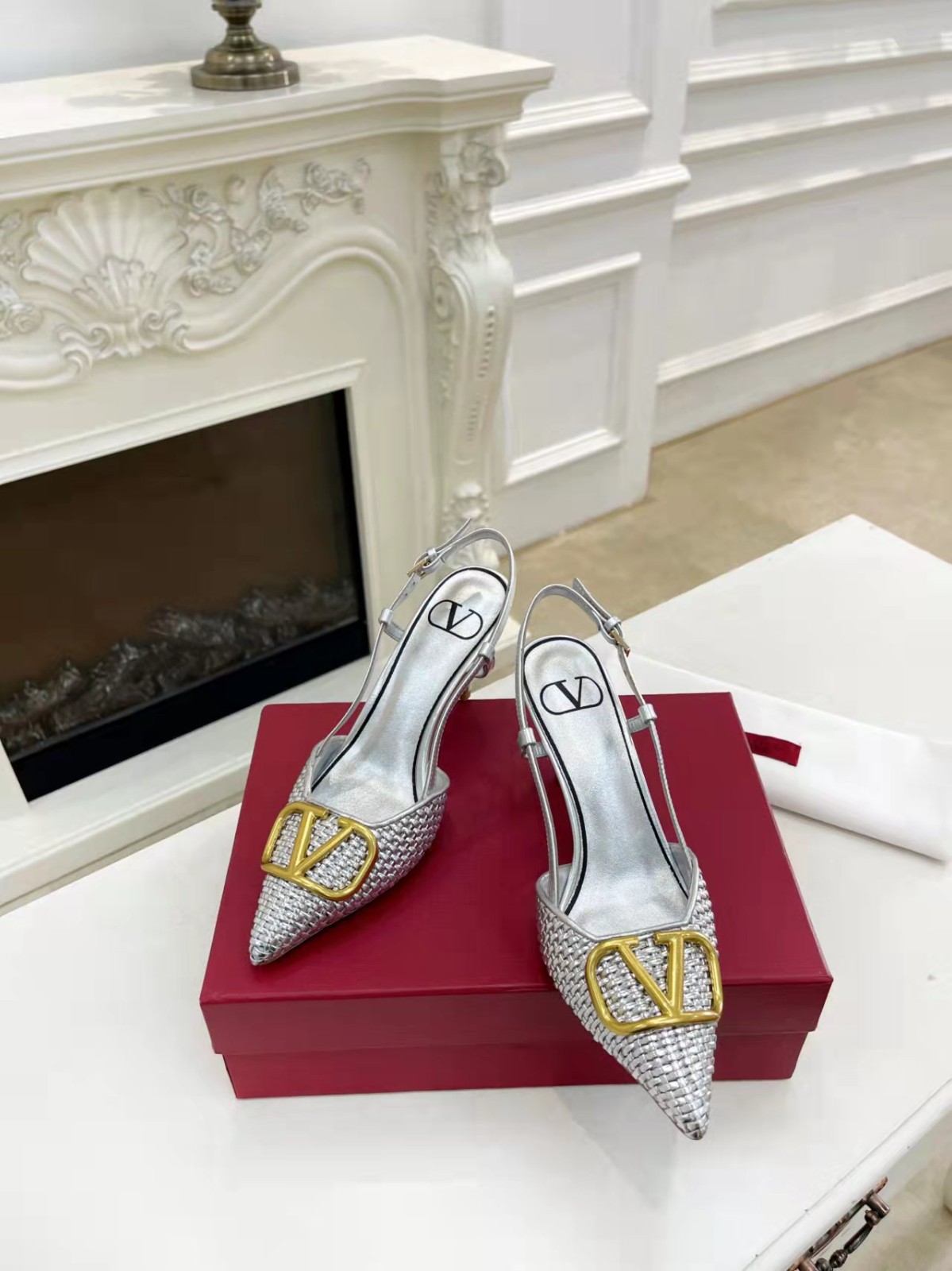 082 023#016-Valentino-shoes-02-2023SS