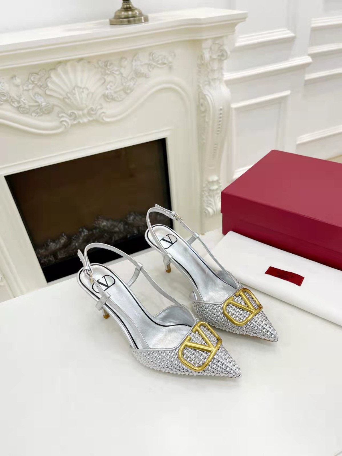 082 023#016-Valentino-shoes-02-2023SS