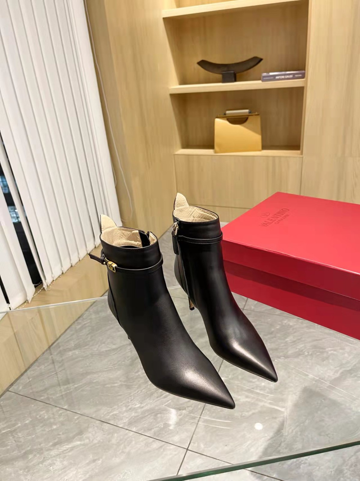 080 021#016-Valentino-shoes-02-2023SS