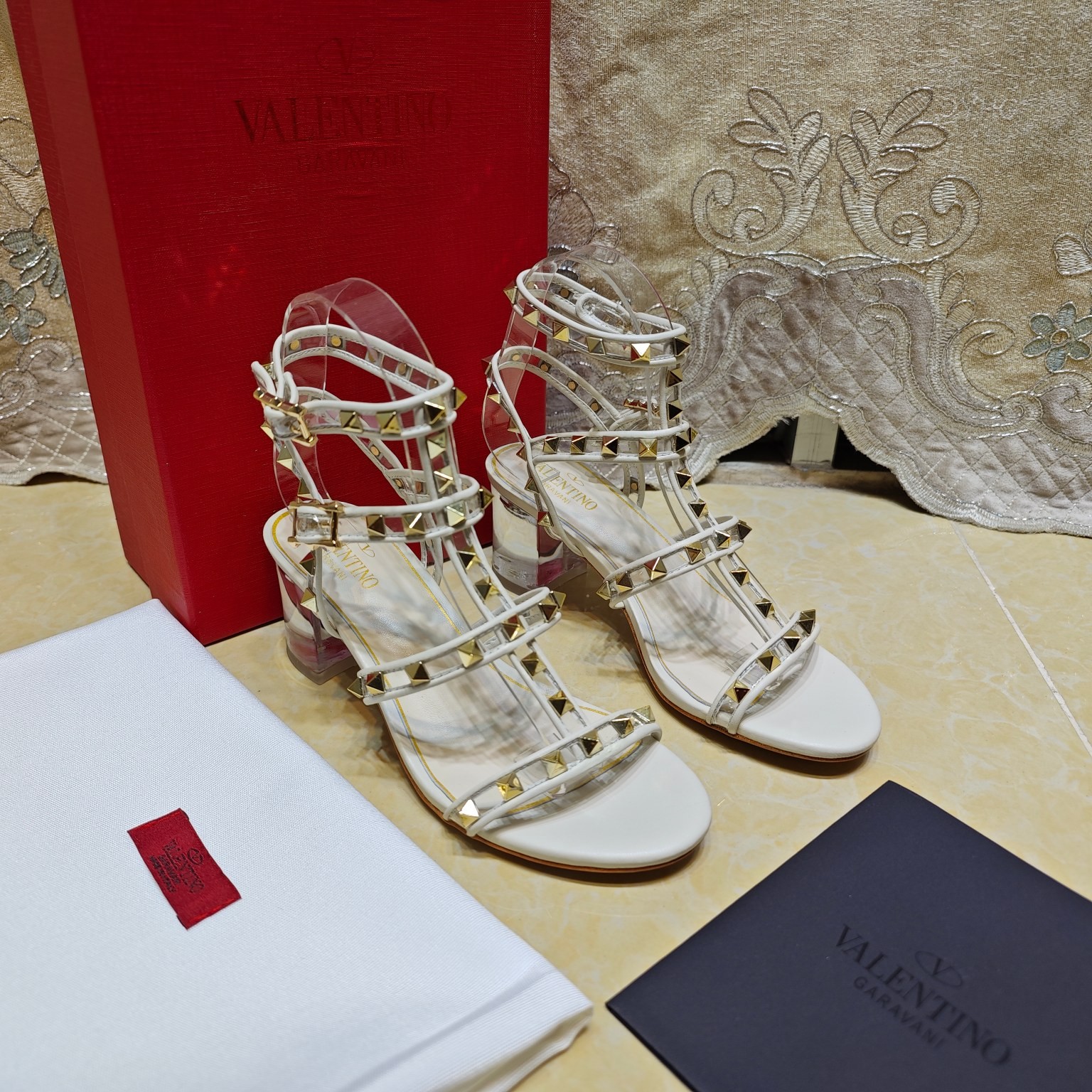 077 018#016-Valentino-shoes-02-2023SS