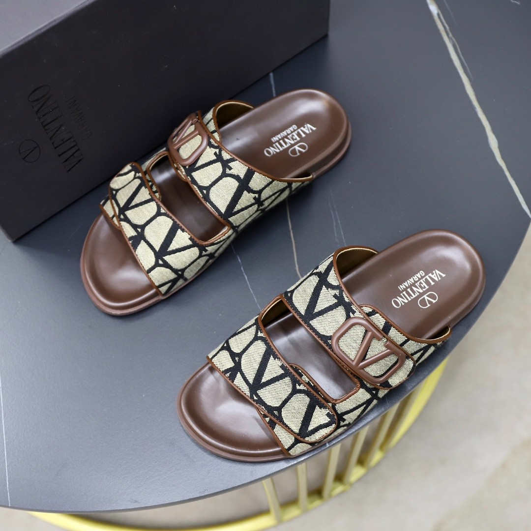 073 014#016-Valentino-shoes-02-2023SS