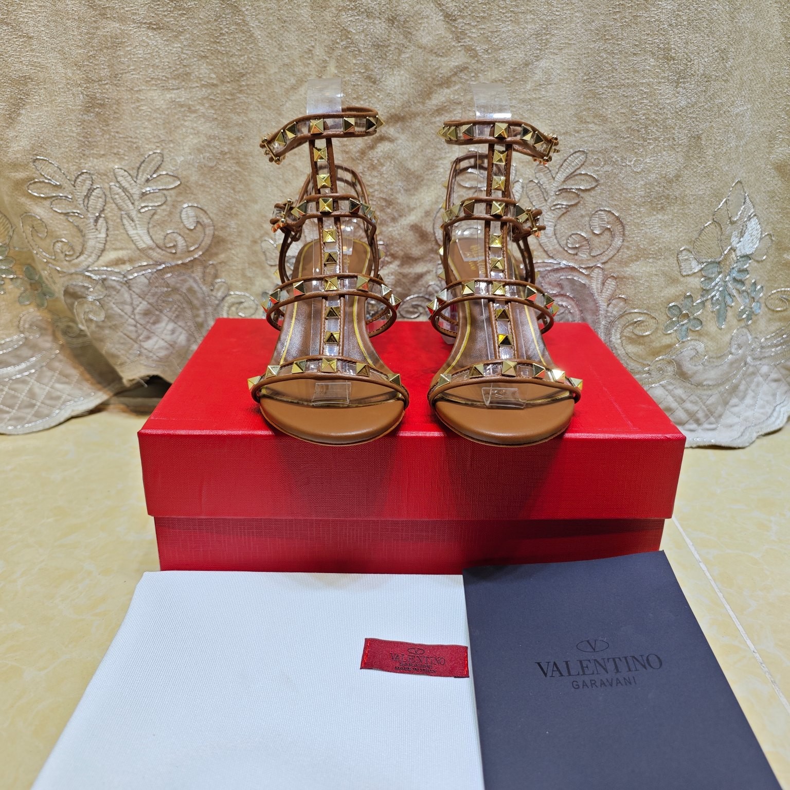 068 009#016-Valentino-shoes-02-2023SS