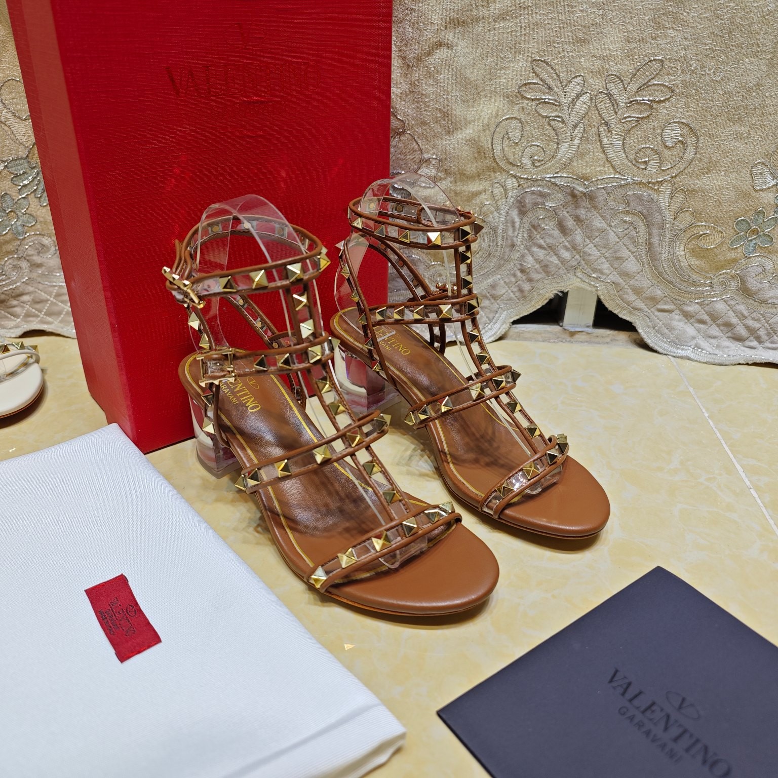 068 009#016-Valentino-shoes-02-2023SS