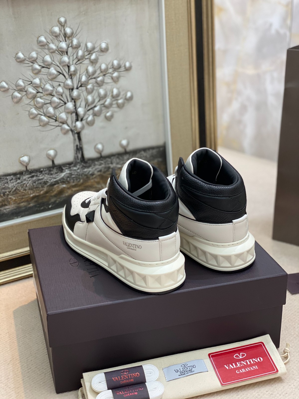 057 057#016-Valentino-shoes-03-2023SS
