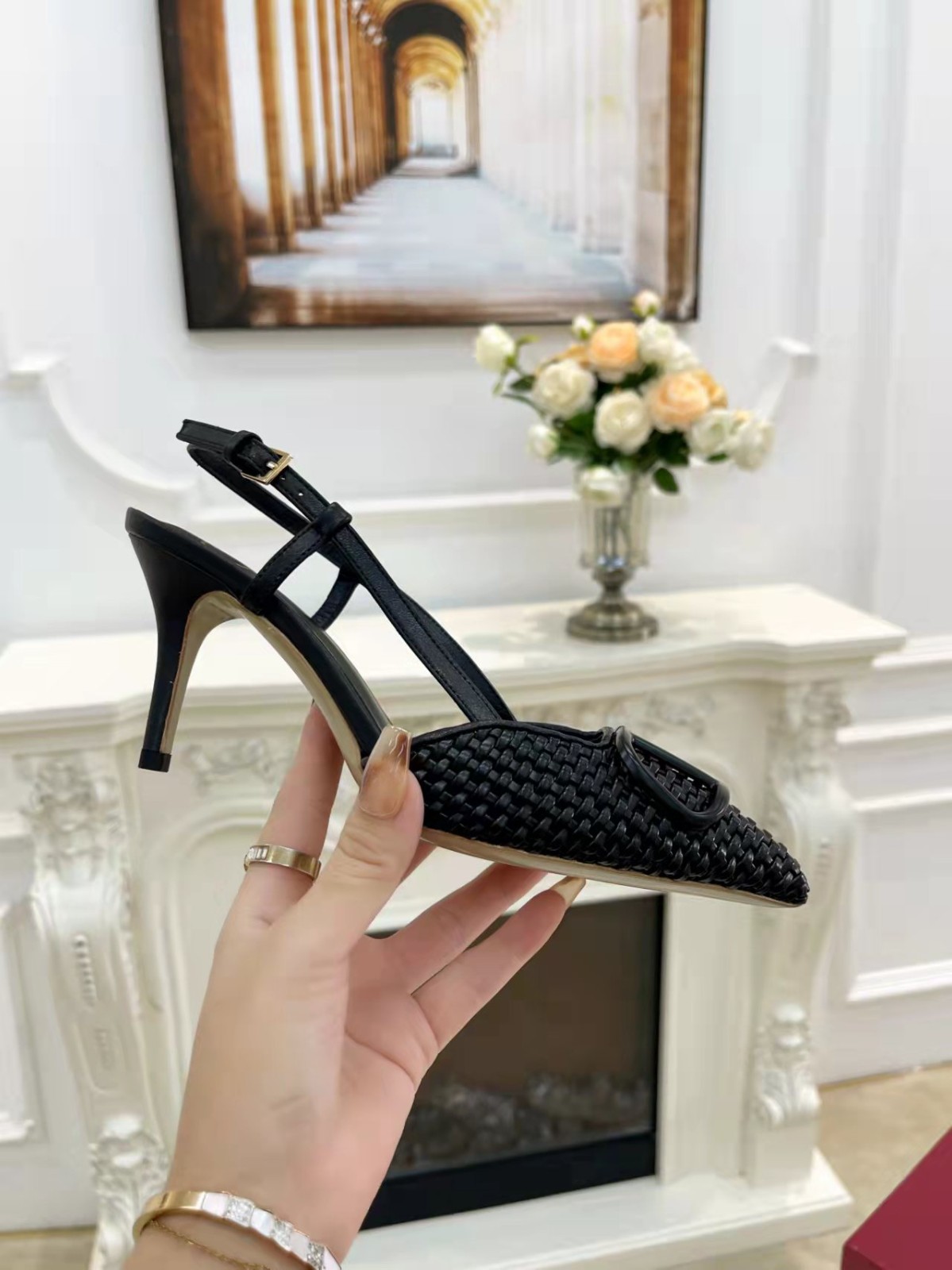 054 054#016-Valentino-shoes-03-2023SS