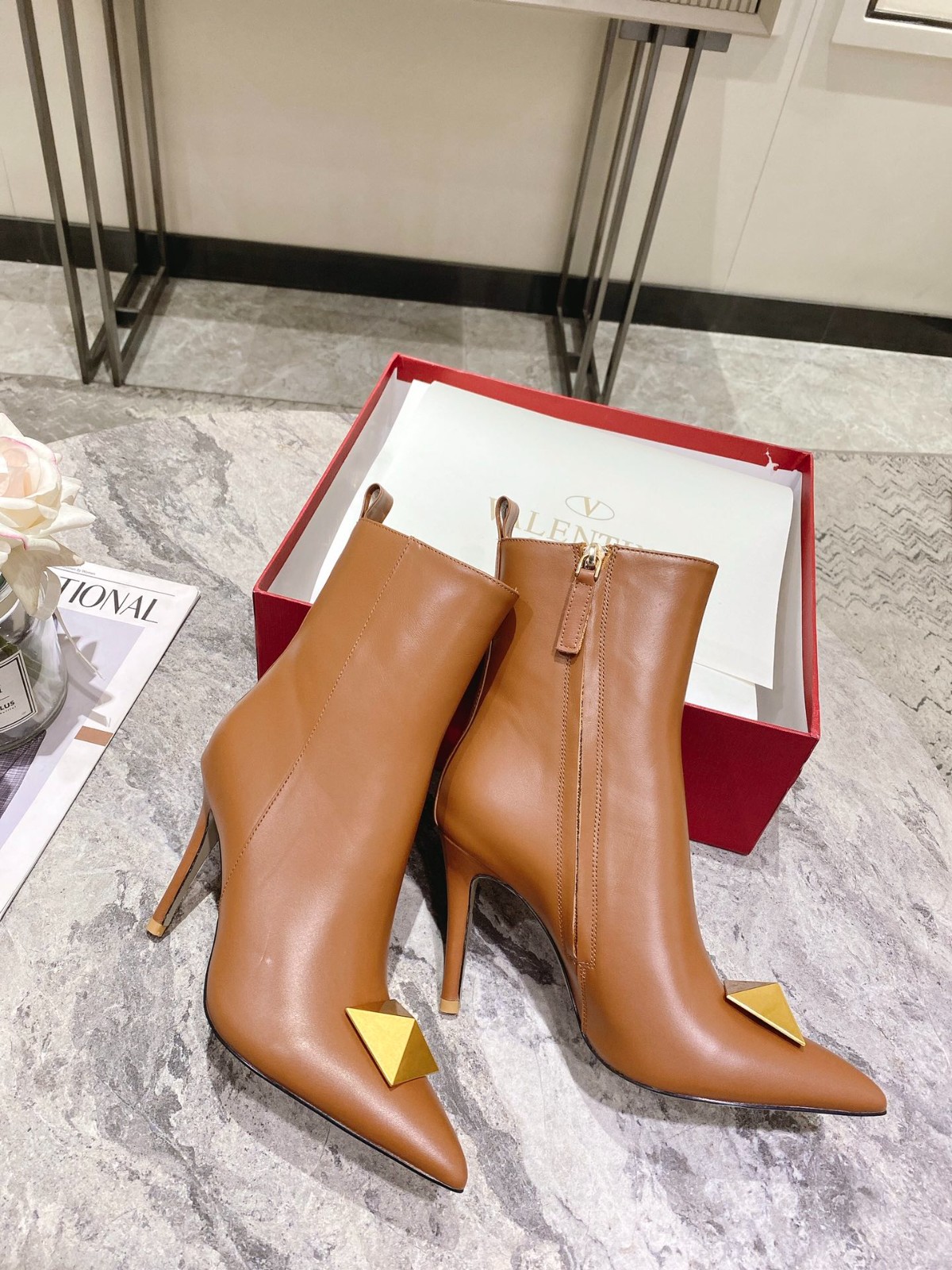 052 052#016-Valentino-shoes-03-2023SS