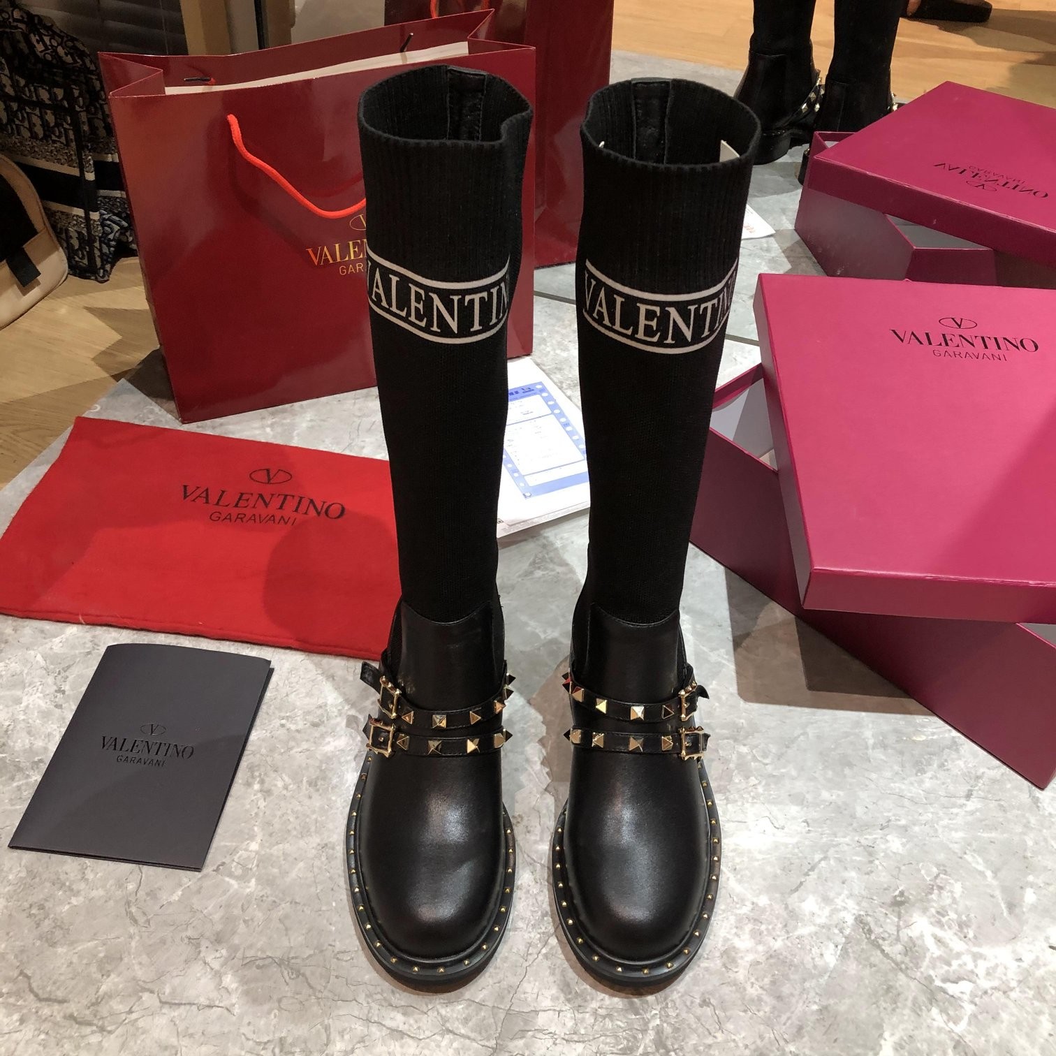 049 049#016-Valentino-shoes-03-2023SS
