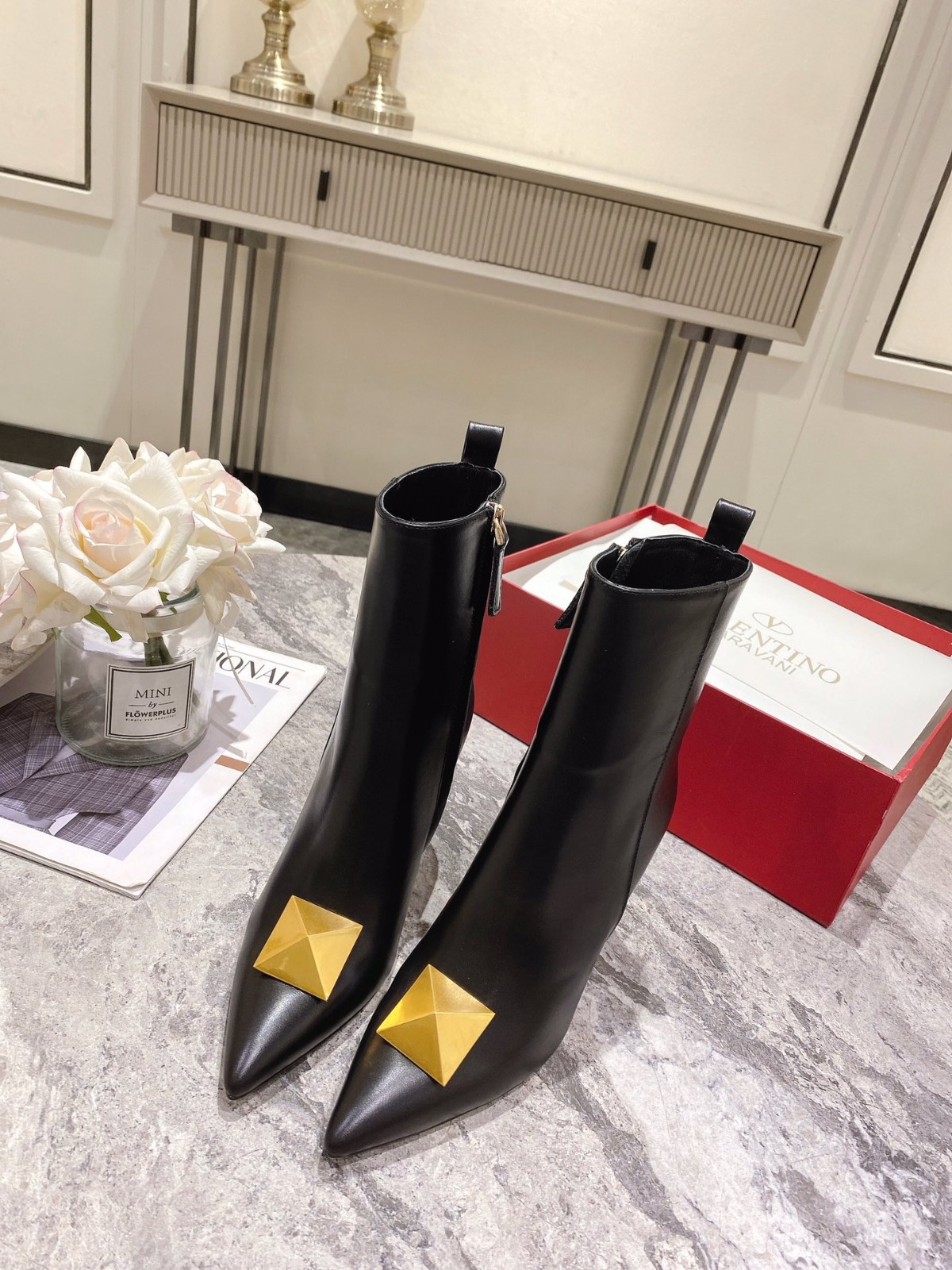047 047#016-Valentino-shoes-03-2023SS
