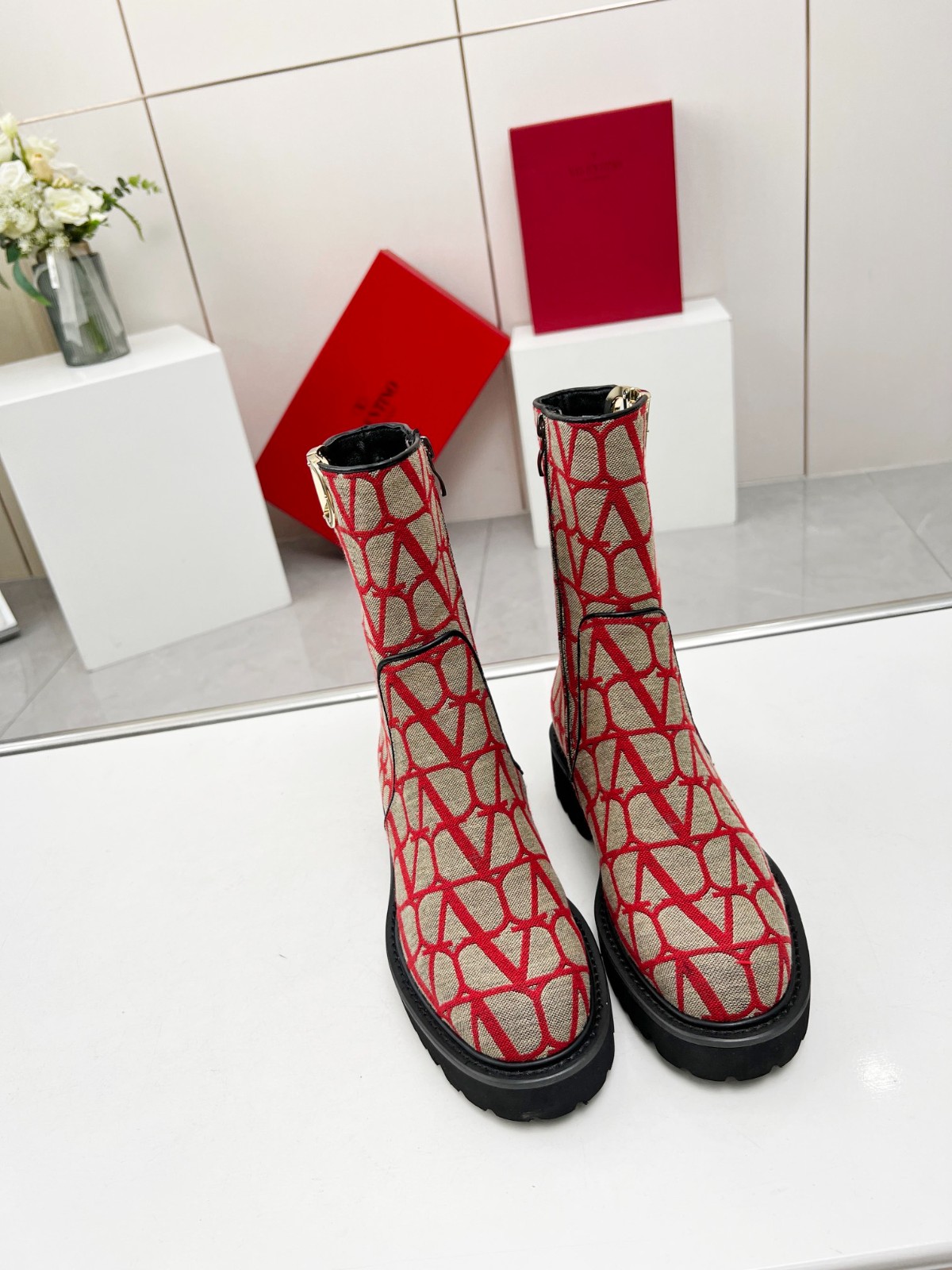 046 046#016-Valentino-shoes-03-2023SS