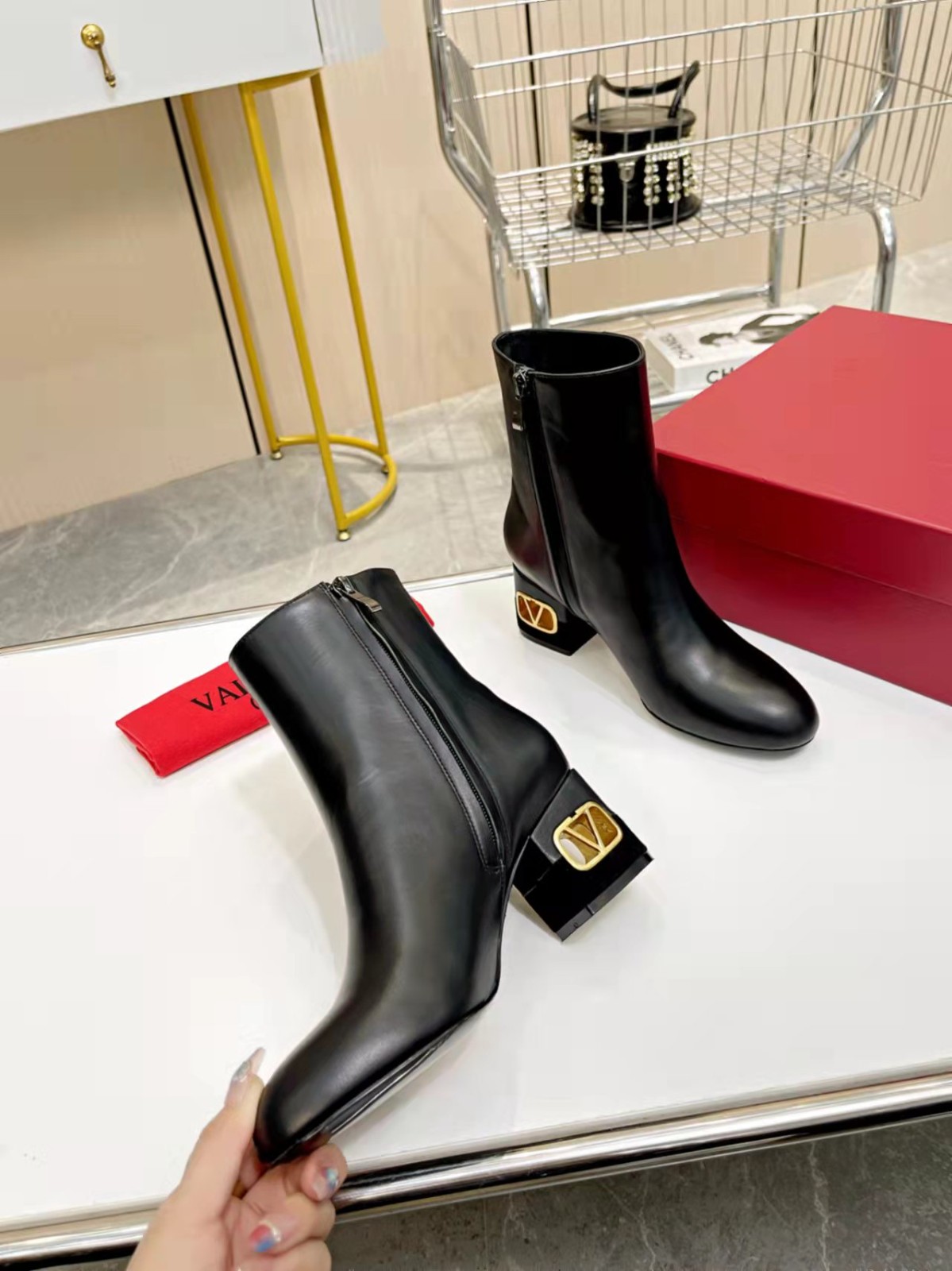 044 044#016-Valentino-shoes-03-2023SS