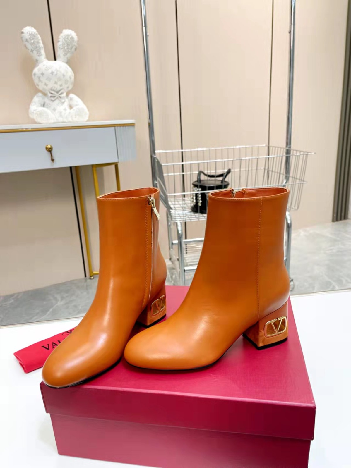 043 043#016-Valentino-shoes-03-2023SS
