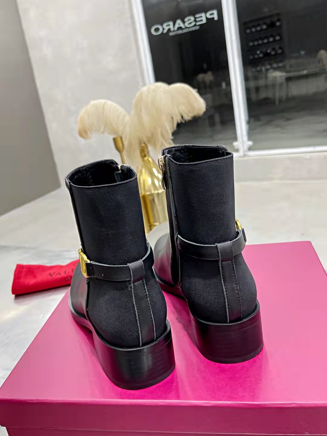 040 040#016-Valentino-shoes-03-2023SS
