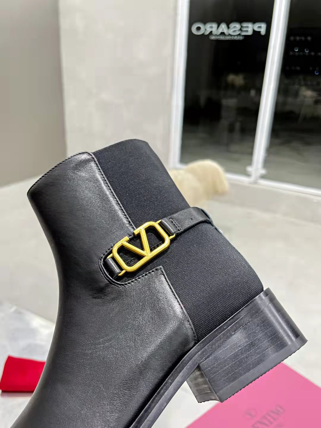 040 040#016-Valentino-shoes-03-2023SS