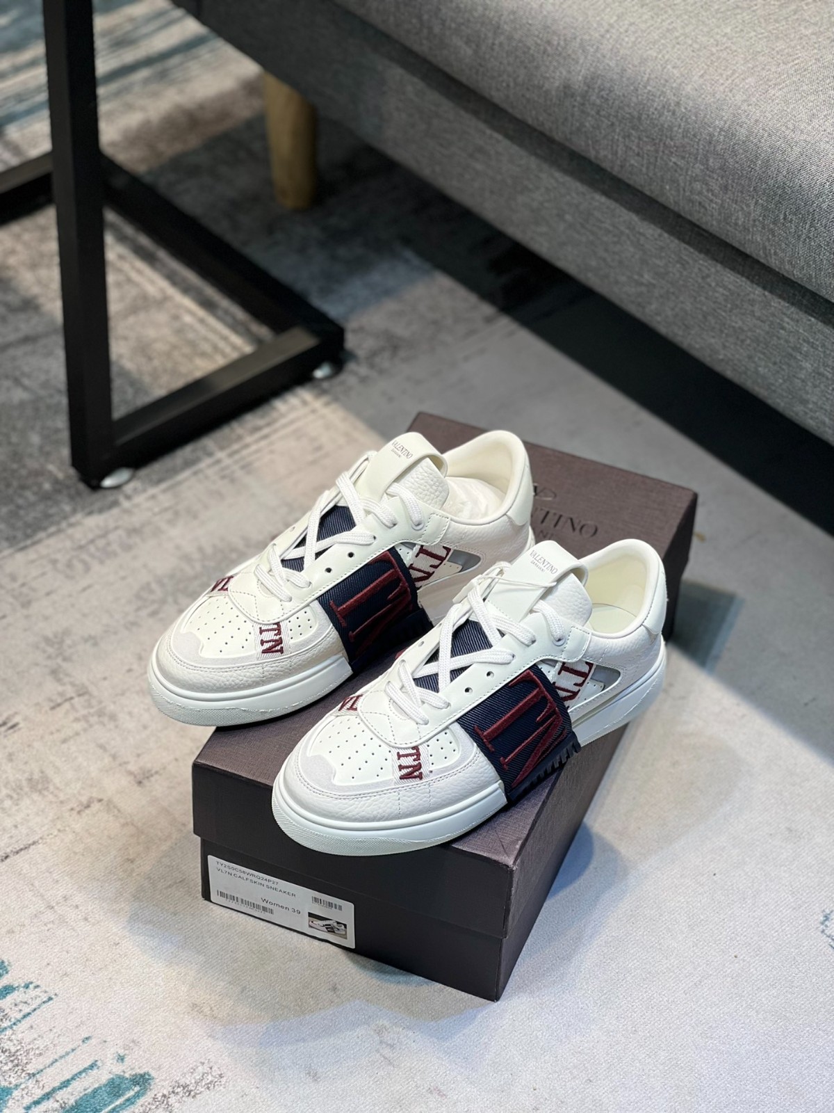 038 038#016-Valentino-shoes-03-2023SS