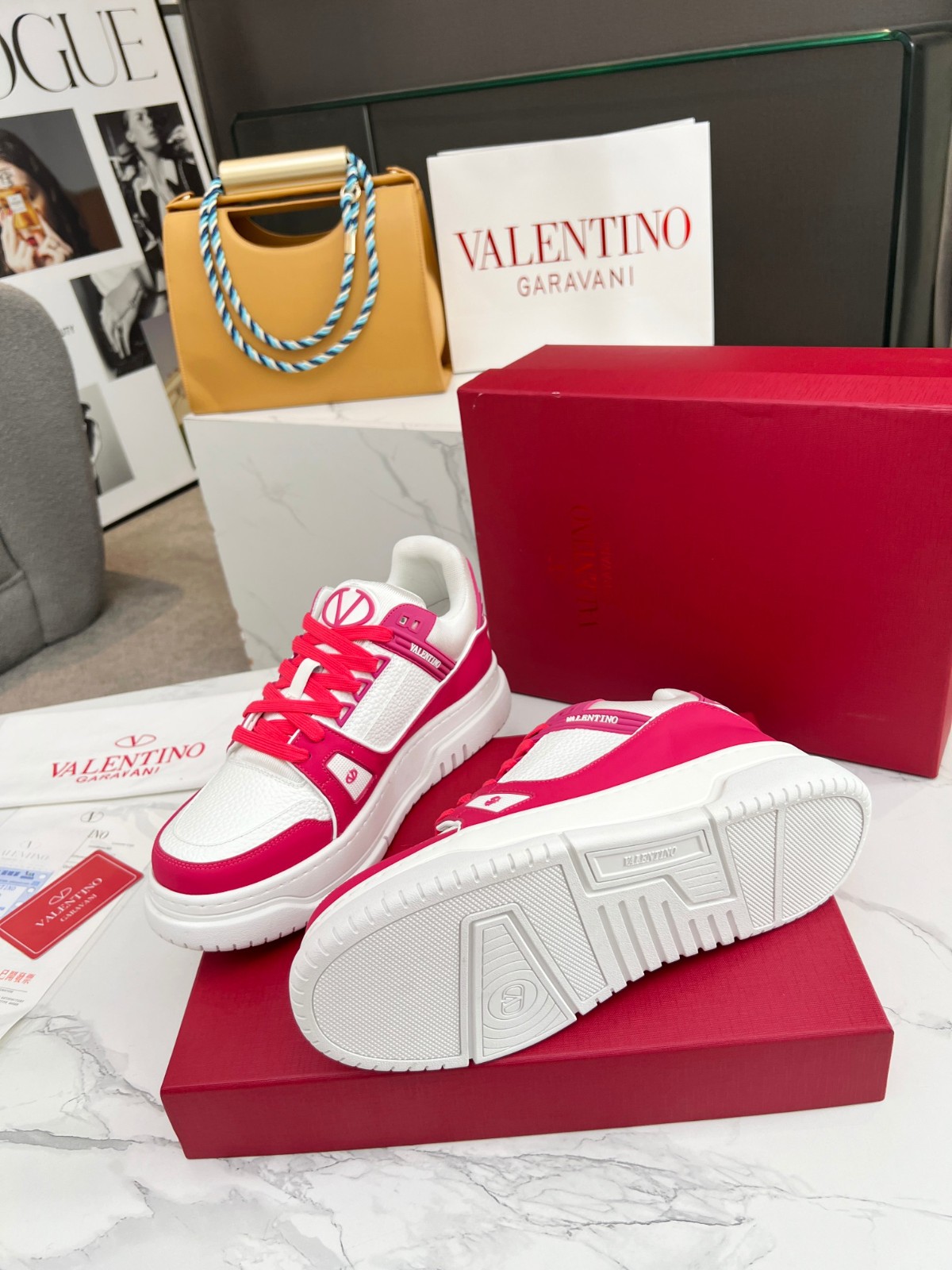 002 002#016-Valentino-shoes-03-2023SS